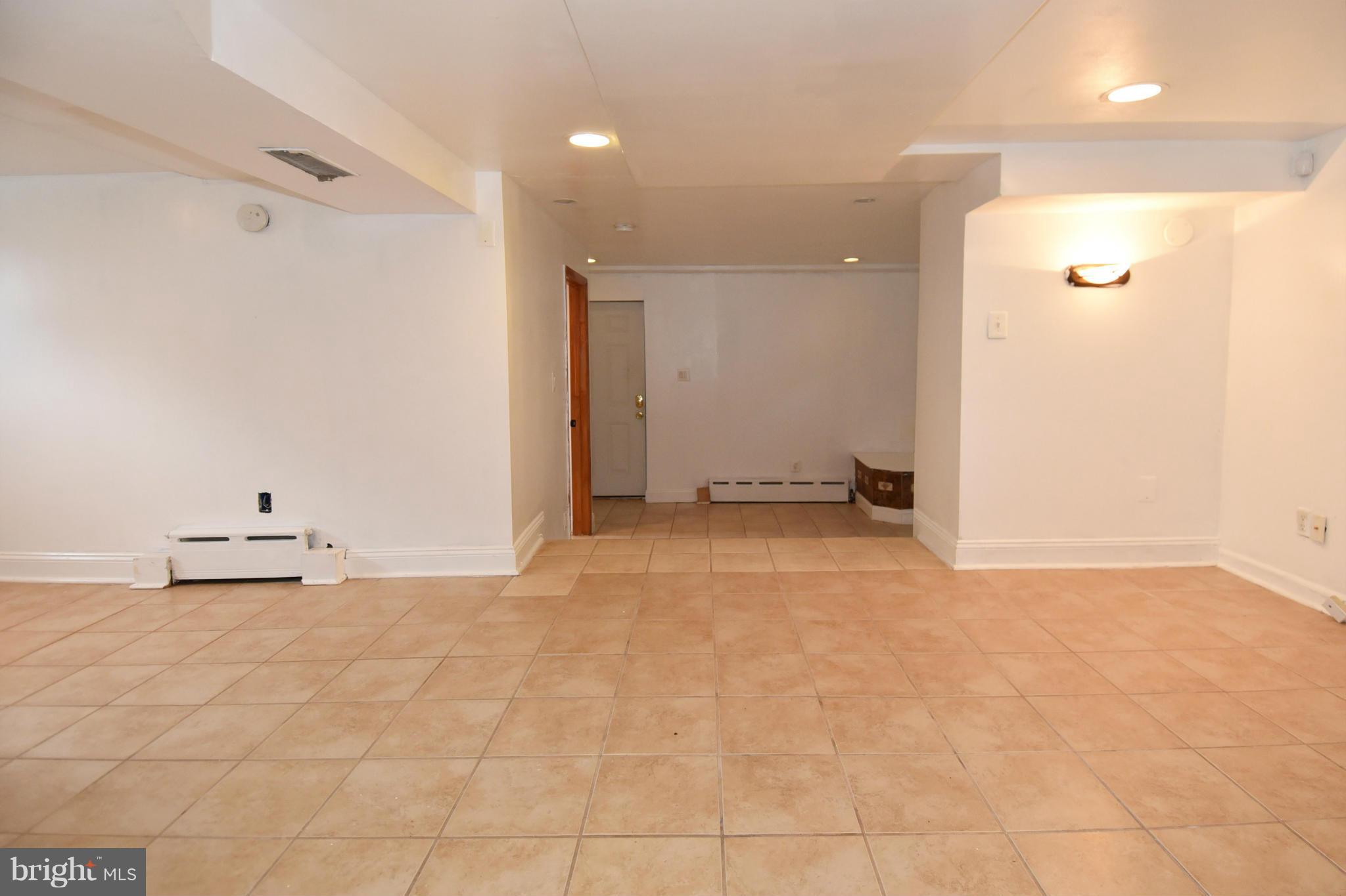 CHARLES W LEE SR ESTATES - Residential