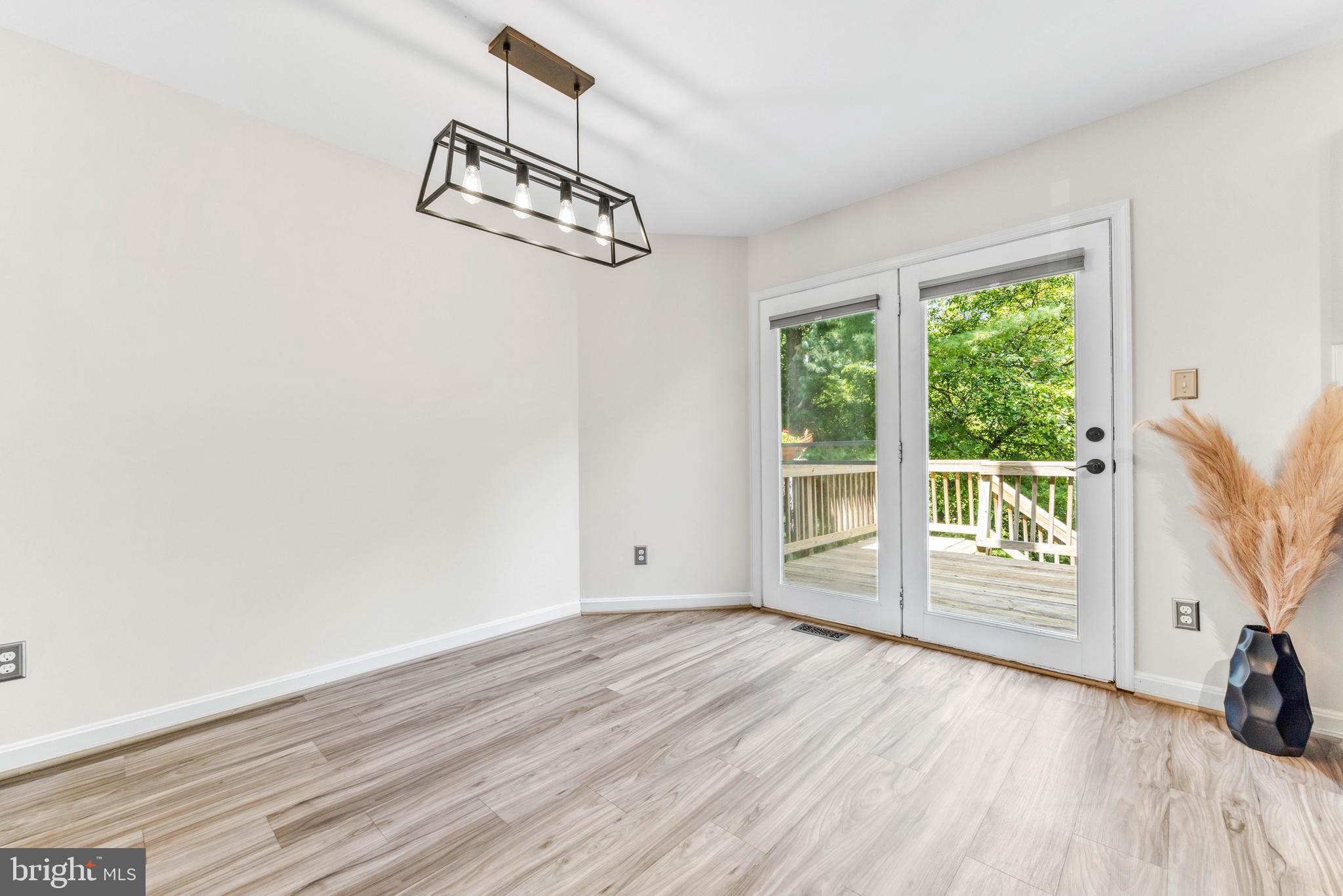 WORTHINGTON MEADOWS - Residential