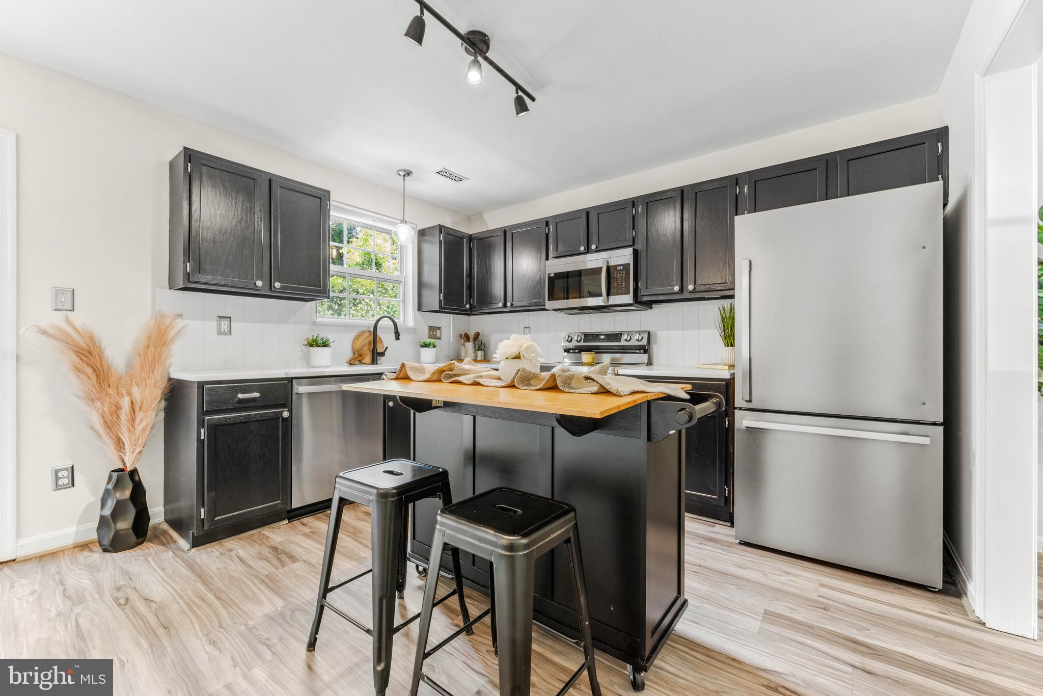 WORTHINGTON MEADOWS - Residential