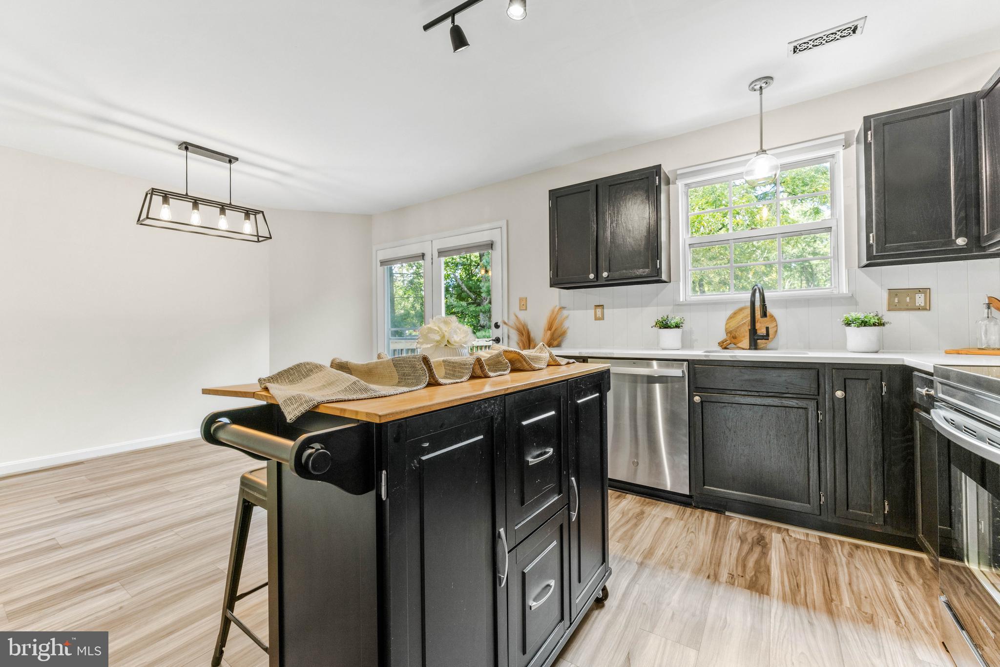 WORTHINGTON MEADOWS - Residential