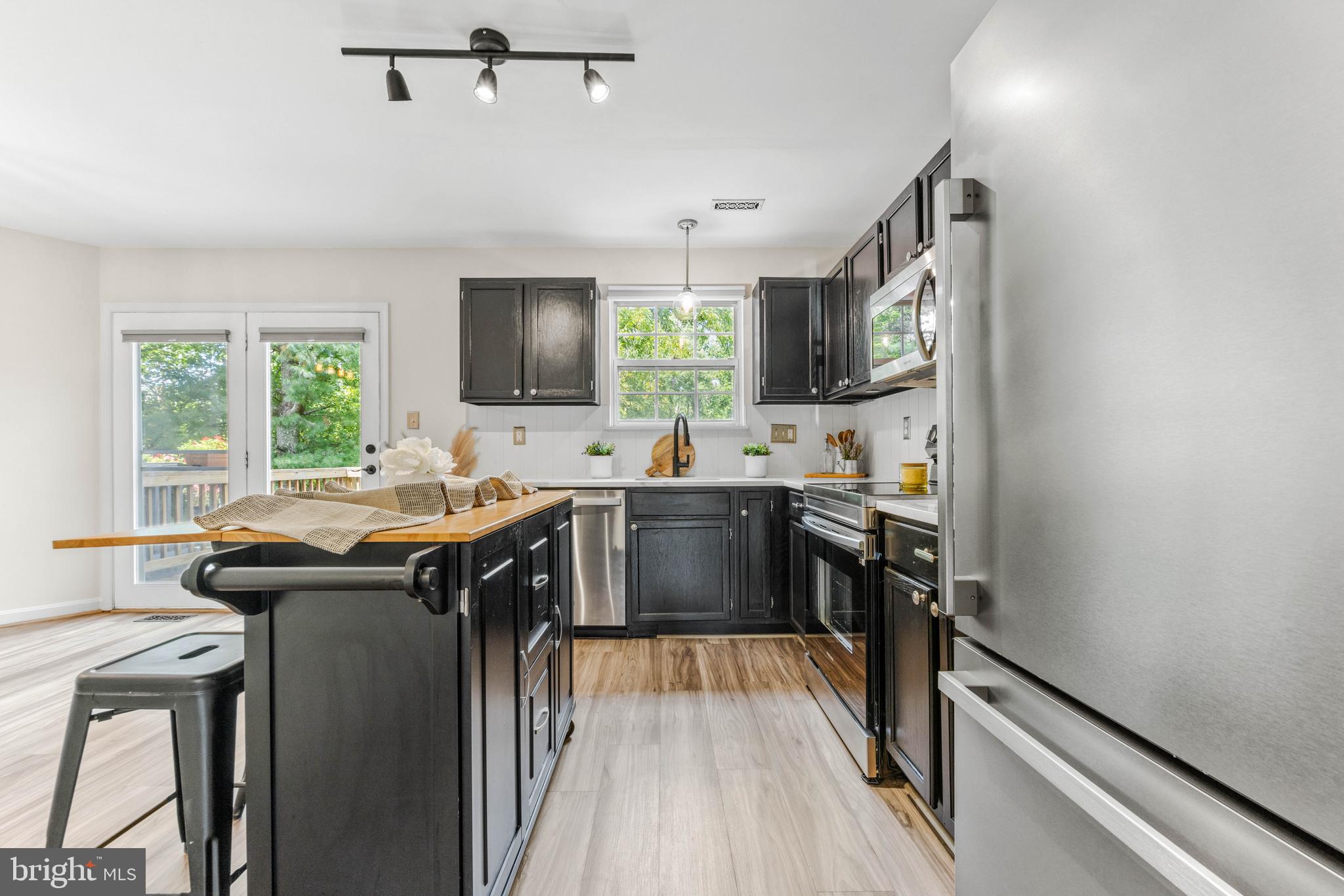 WORTHINGTON MEADOWS - Residential