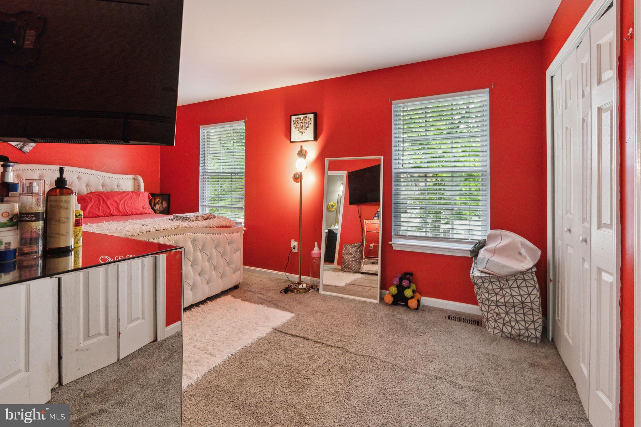 FORESTVILLE PARK - Residential