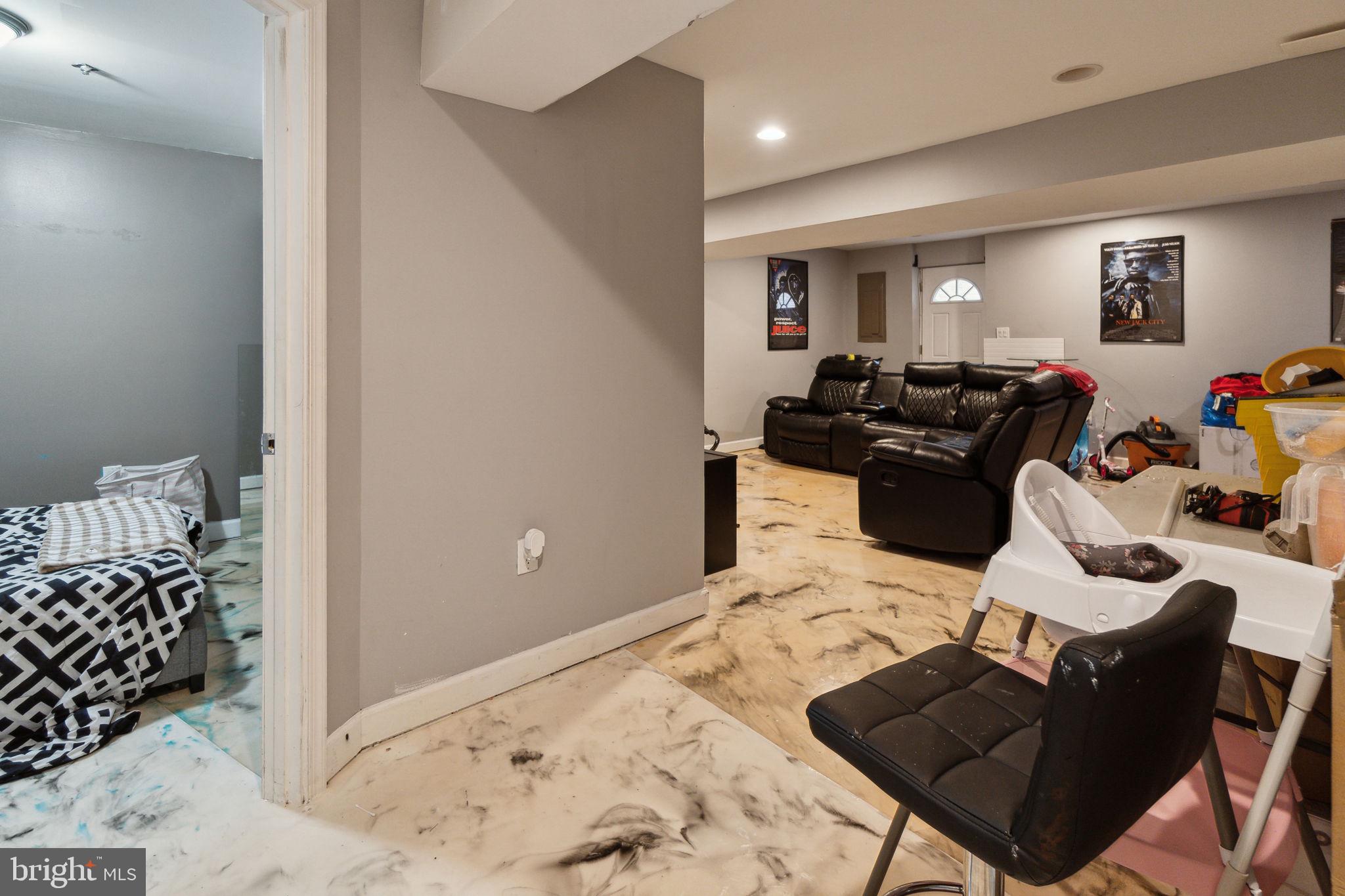 FORESTVILLE PARK - Residential