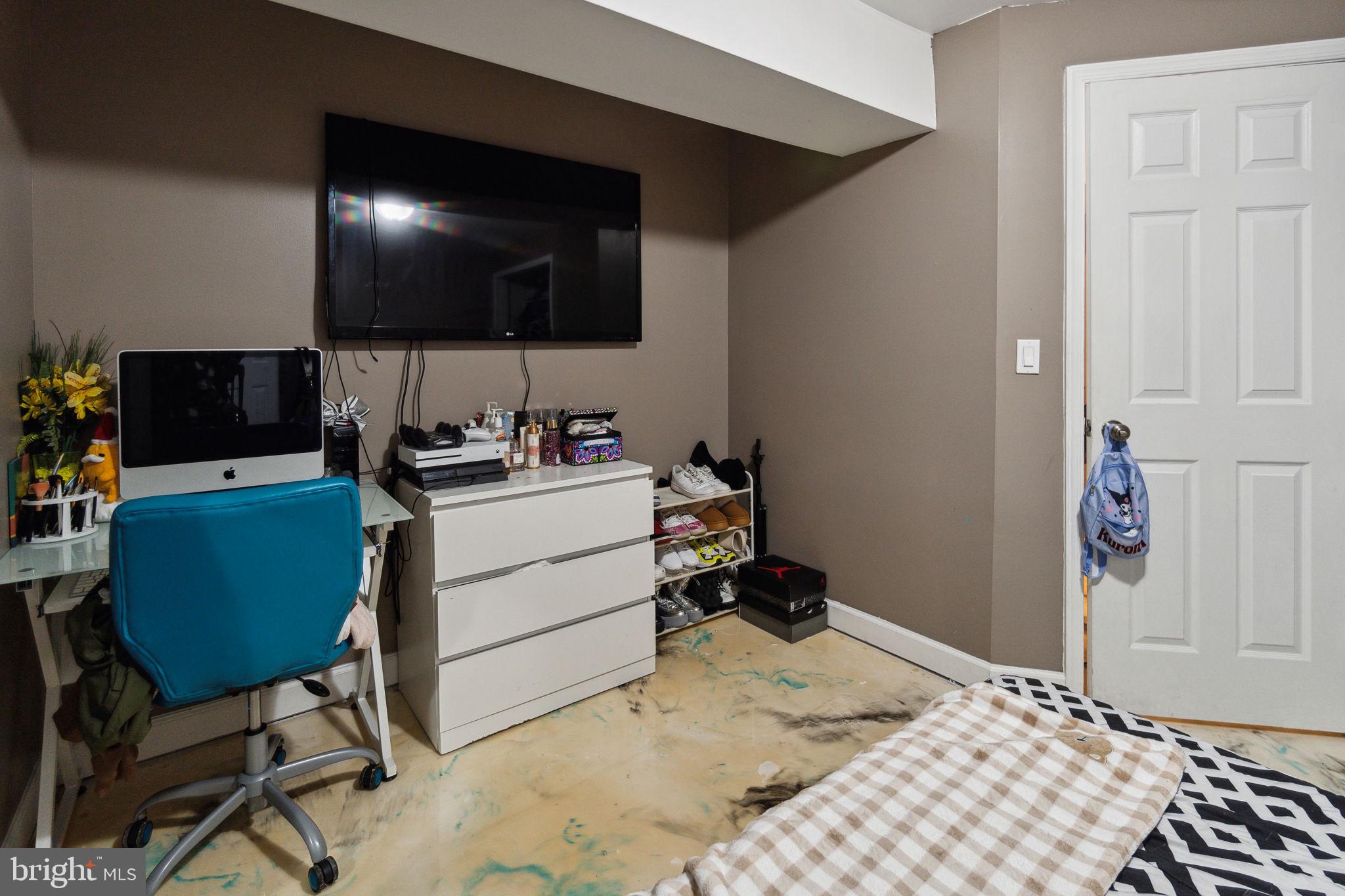 FORESTVILLE PARK - Residential