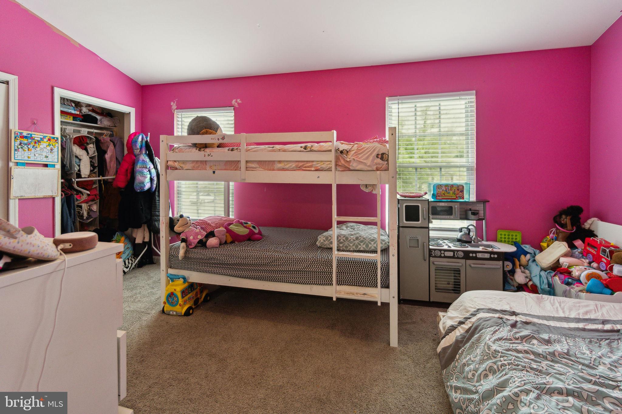 FORESTVILLE PARK - Residential