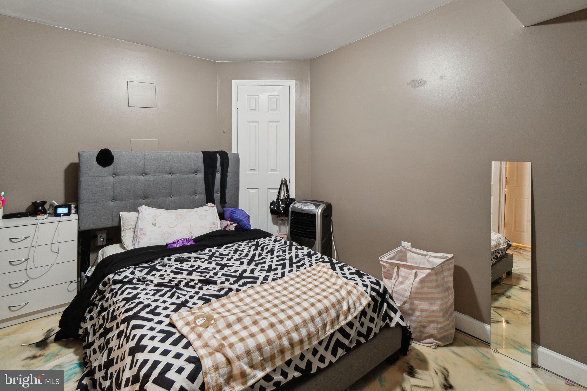 FORESTVILLE PARK - Residential