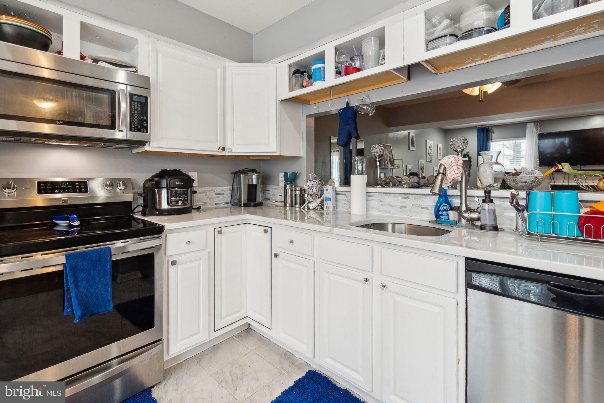 FORESTVILLE PARK - Residential