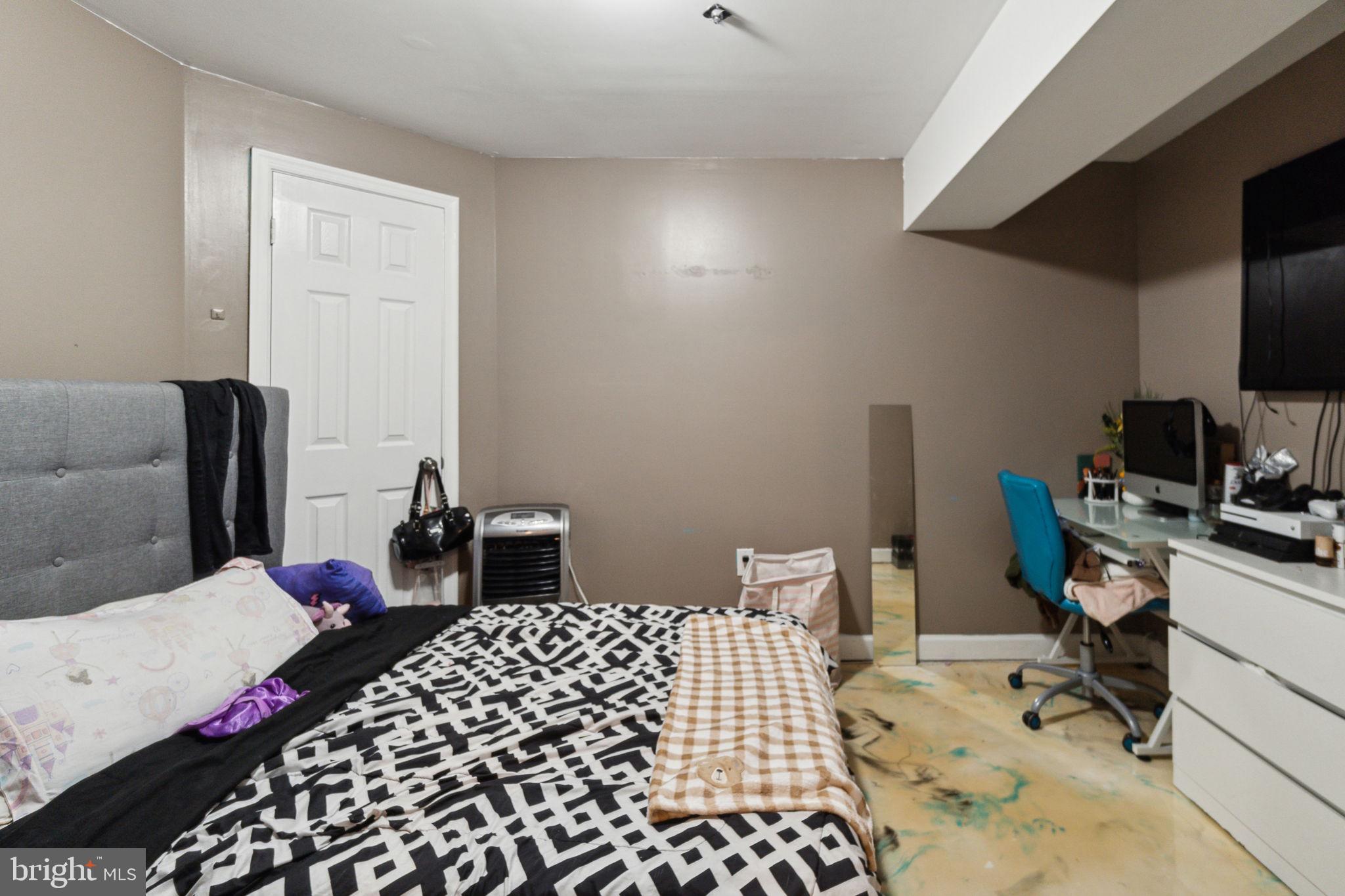 FORESTVILLE PARK - Residential