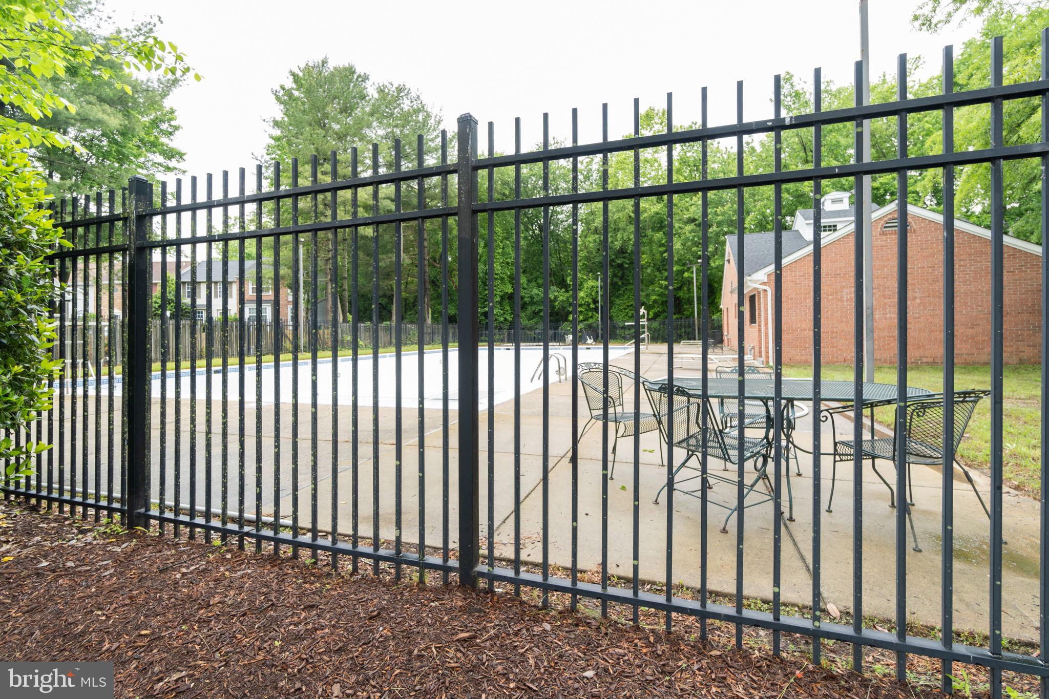 FORESTVILLE PARK - Residential