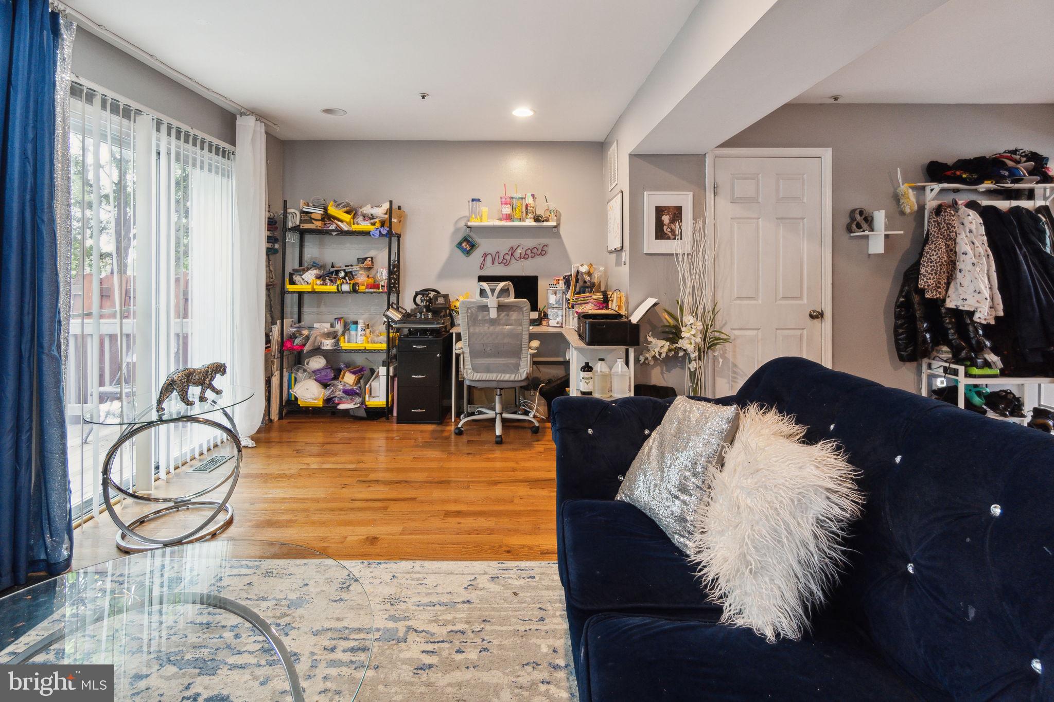 FORESTVILLE PARK - Residential