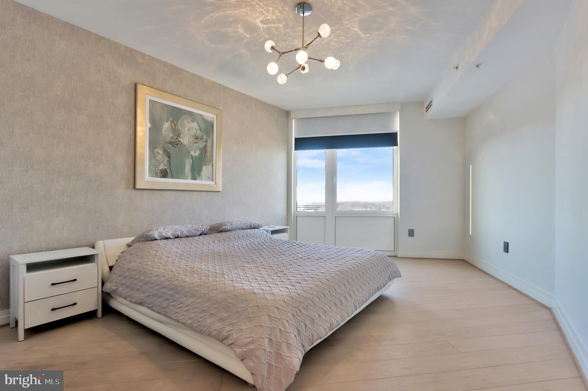 ONE PARK CREST CONDOMINIUM - Residential