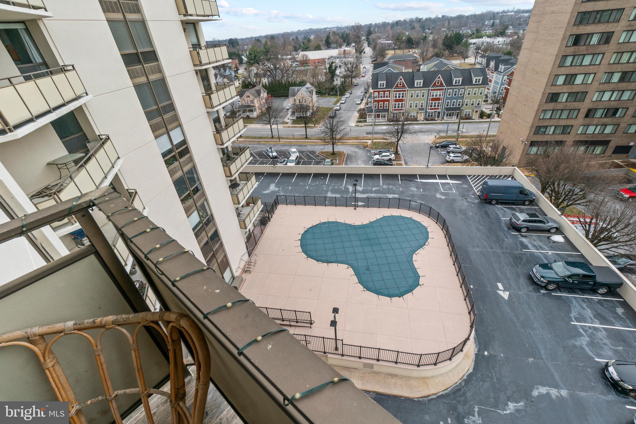 RIDGELY TOWSON CENTER - Residential