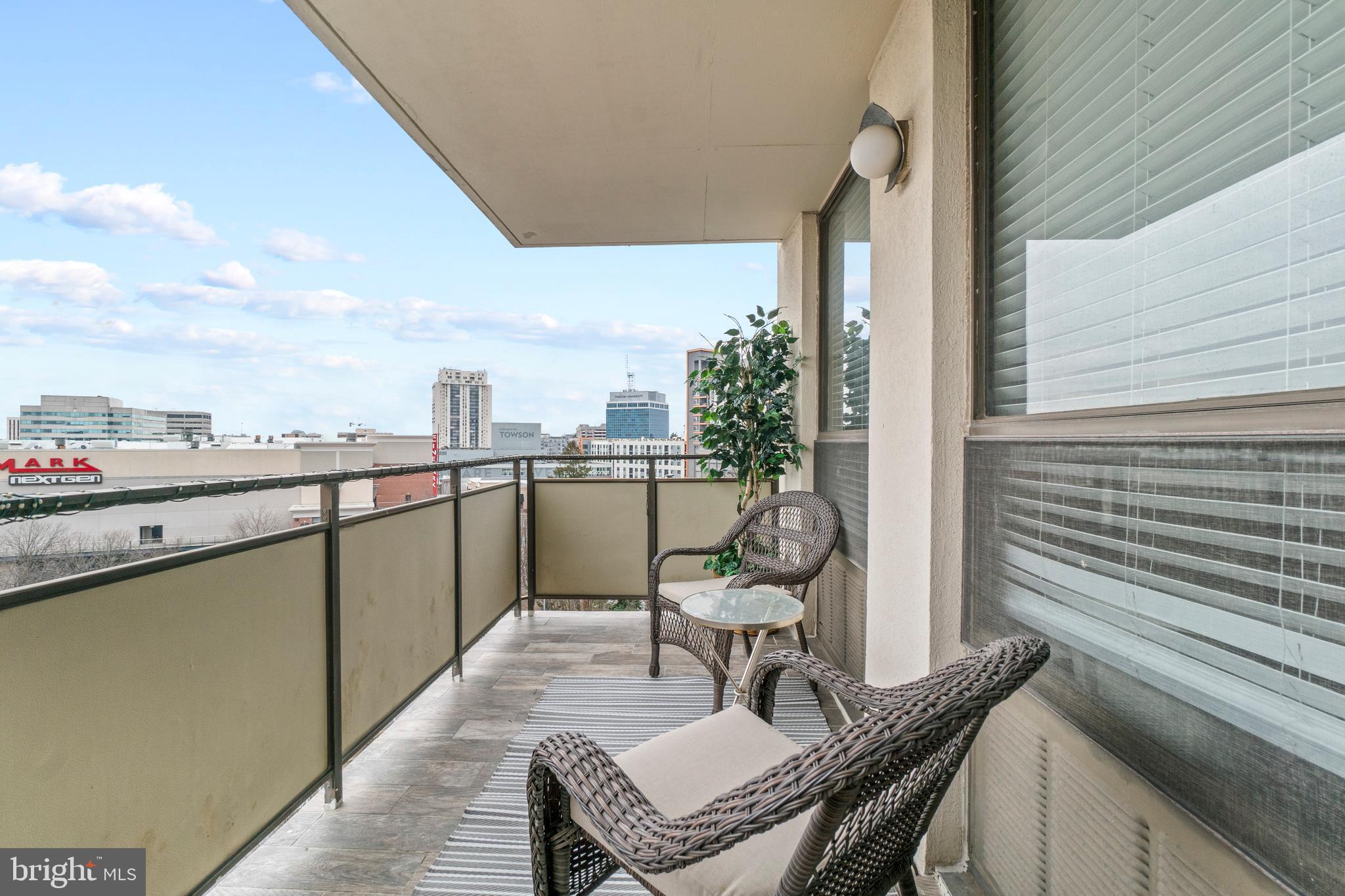 RIDGELY TOWSON CENTER - Residential