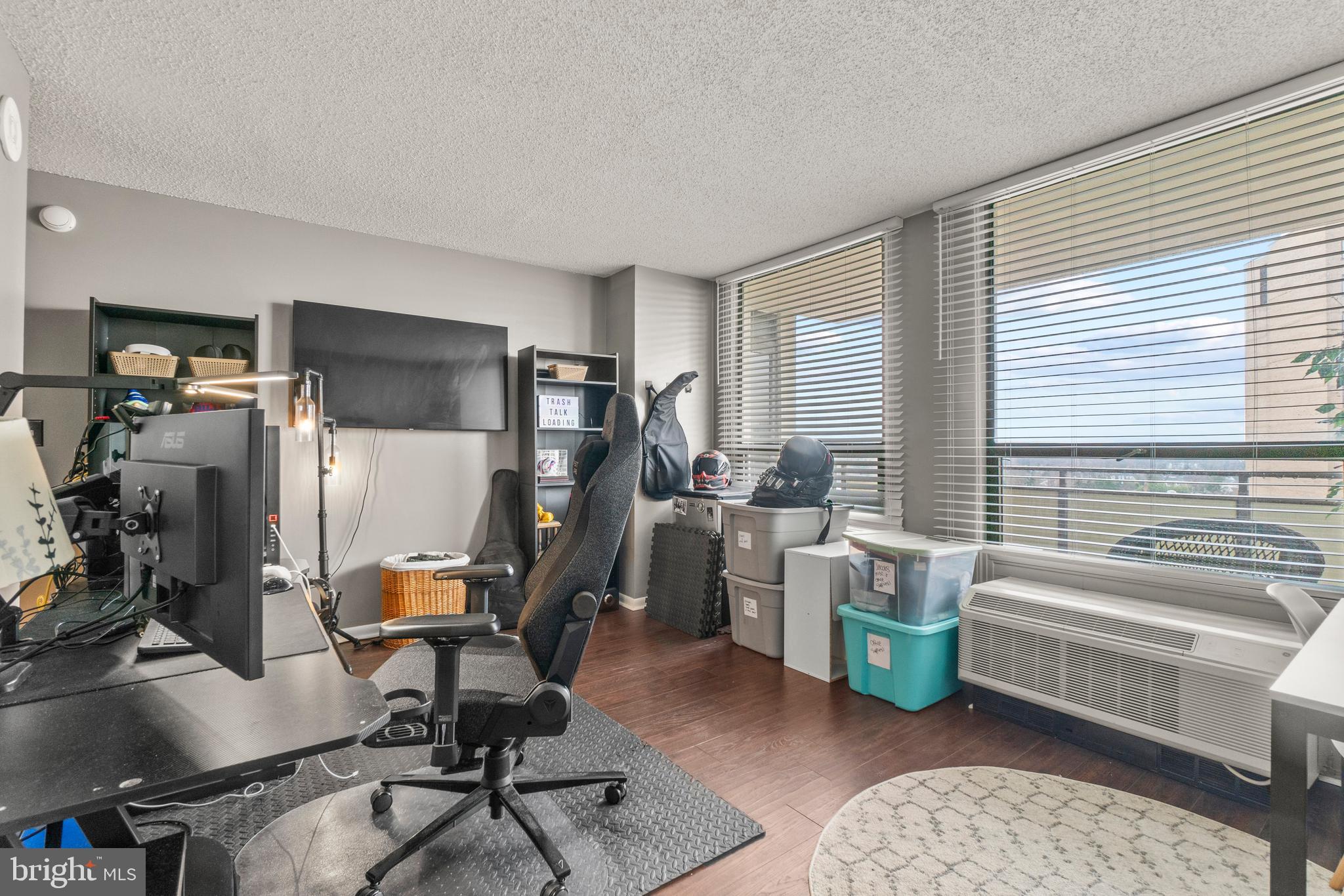 RIDGELY TOWSON CENTER - Residential