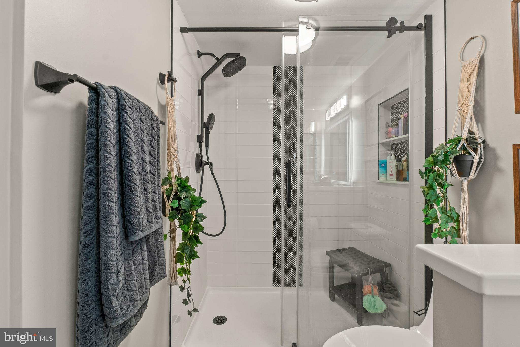 RIDGELY TOWSON CENTER - Residential