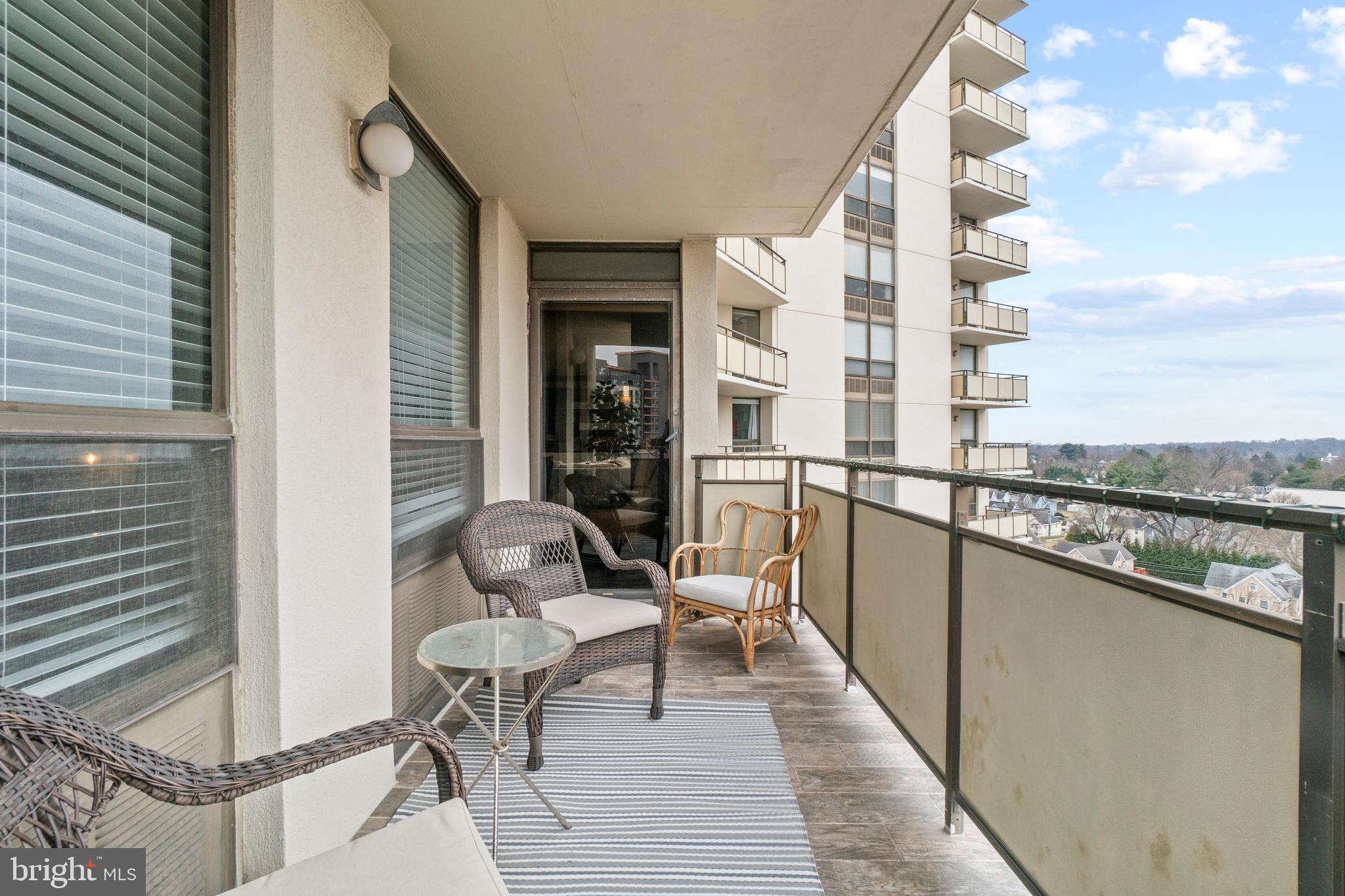 RIDGELY TOWSON CENTER - Residential