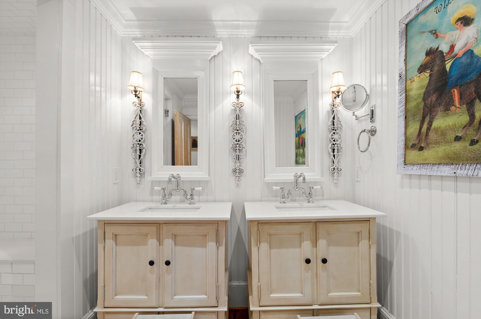 LANGLEY FARMS - Residential