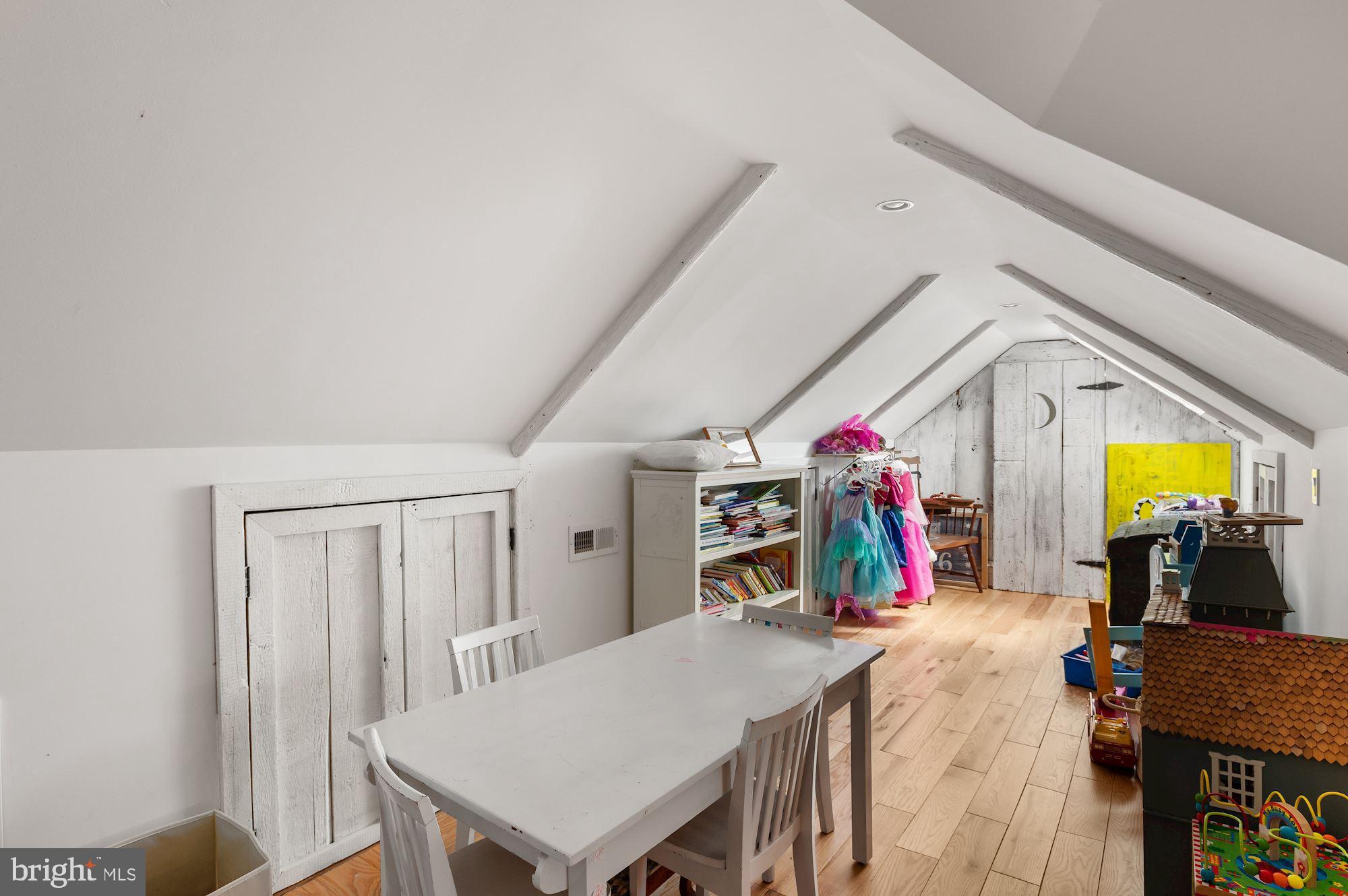 LANGLEY FARMS - Residential