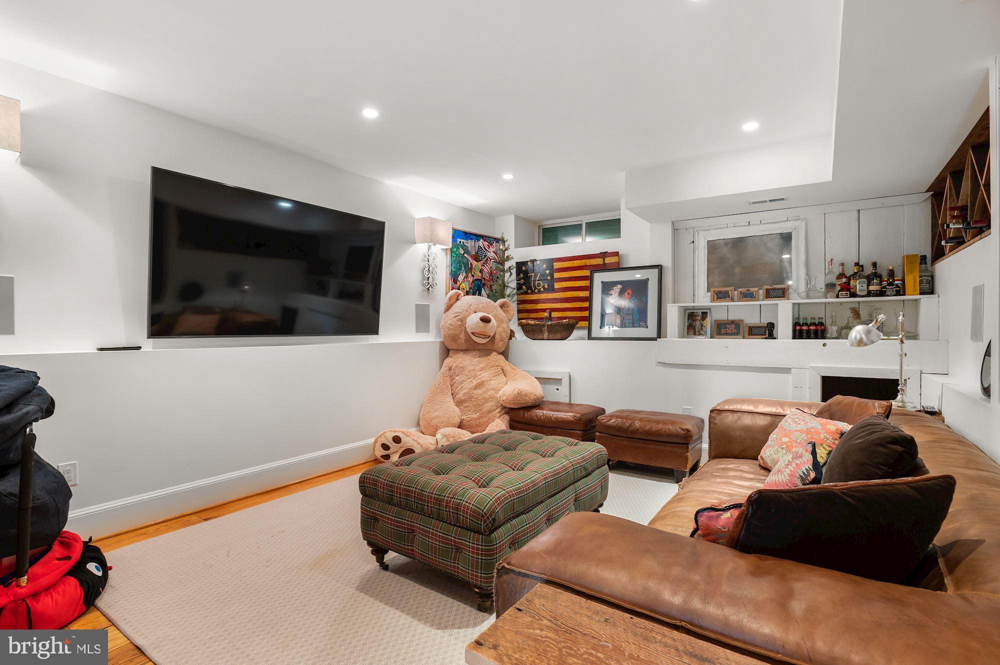 LANGLEY FARMS - Residential