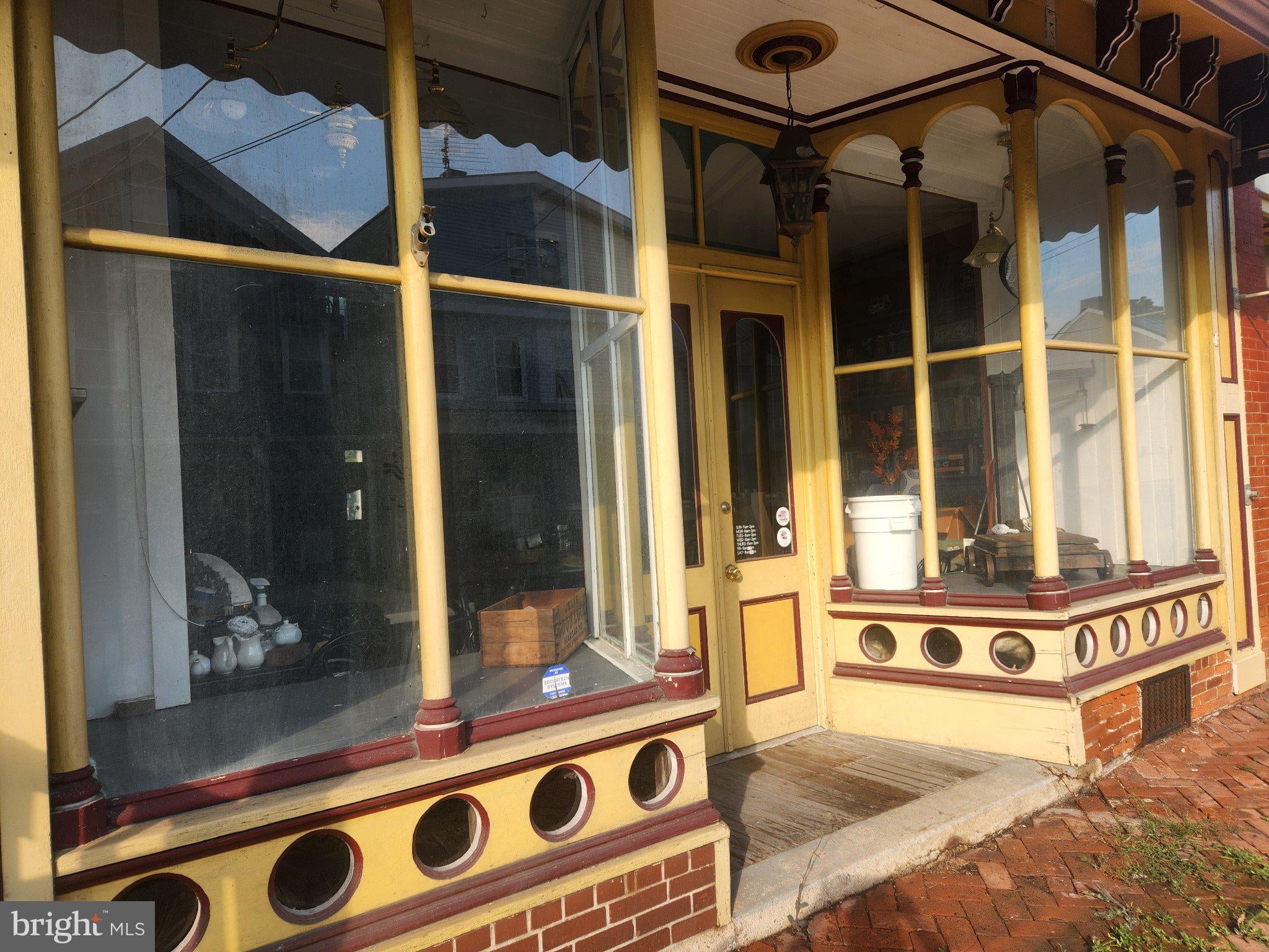 60 N MAIN STREET 62