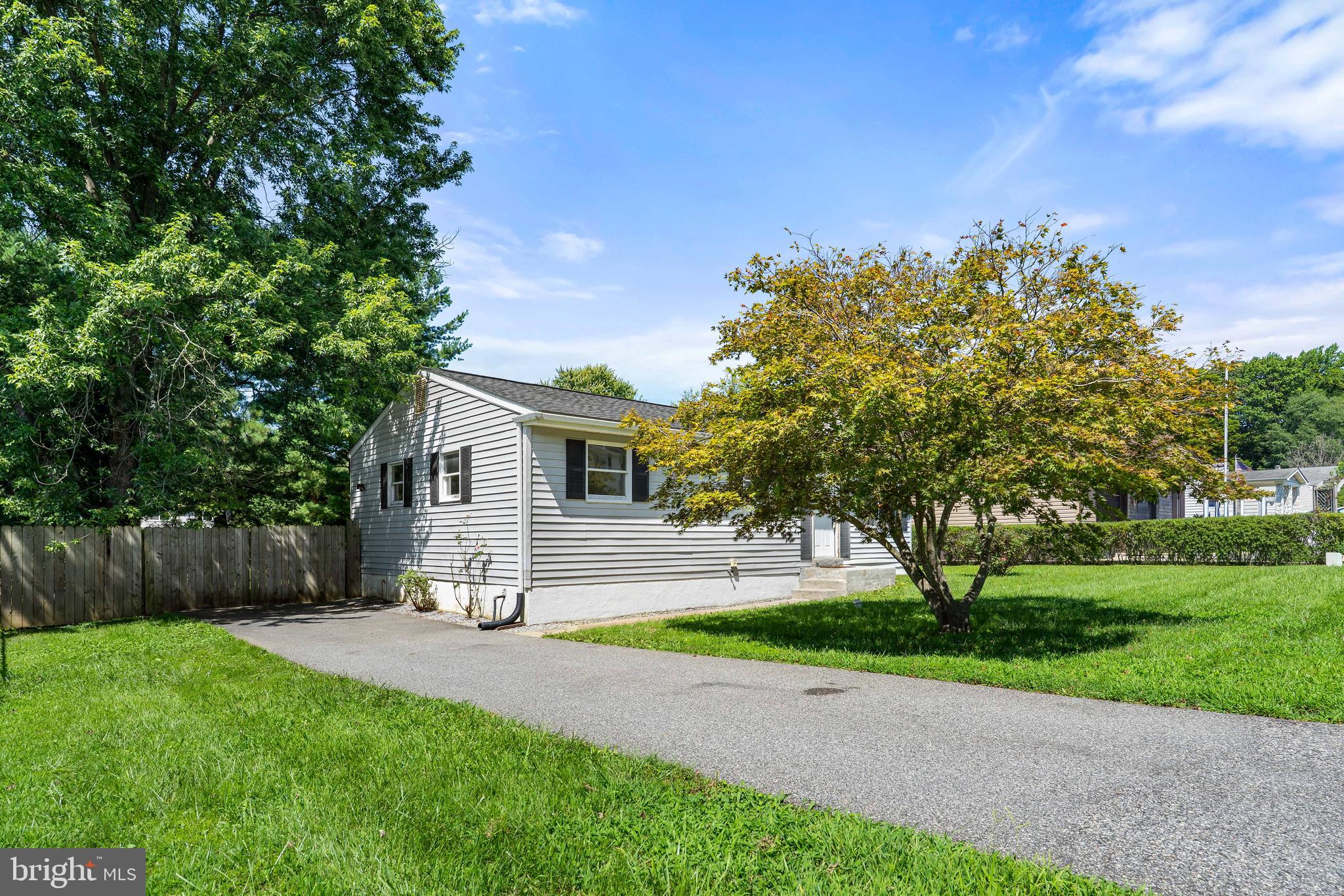113 BYWOOD ROAD