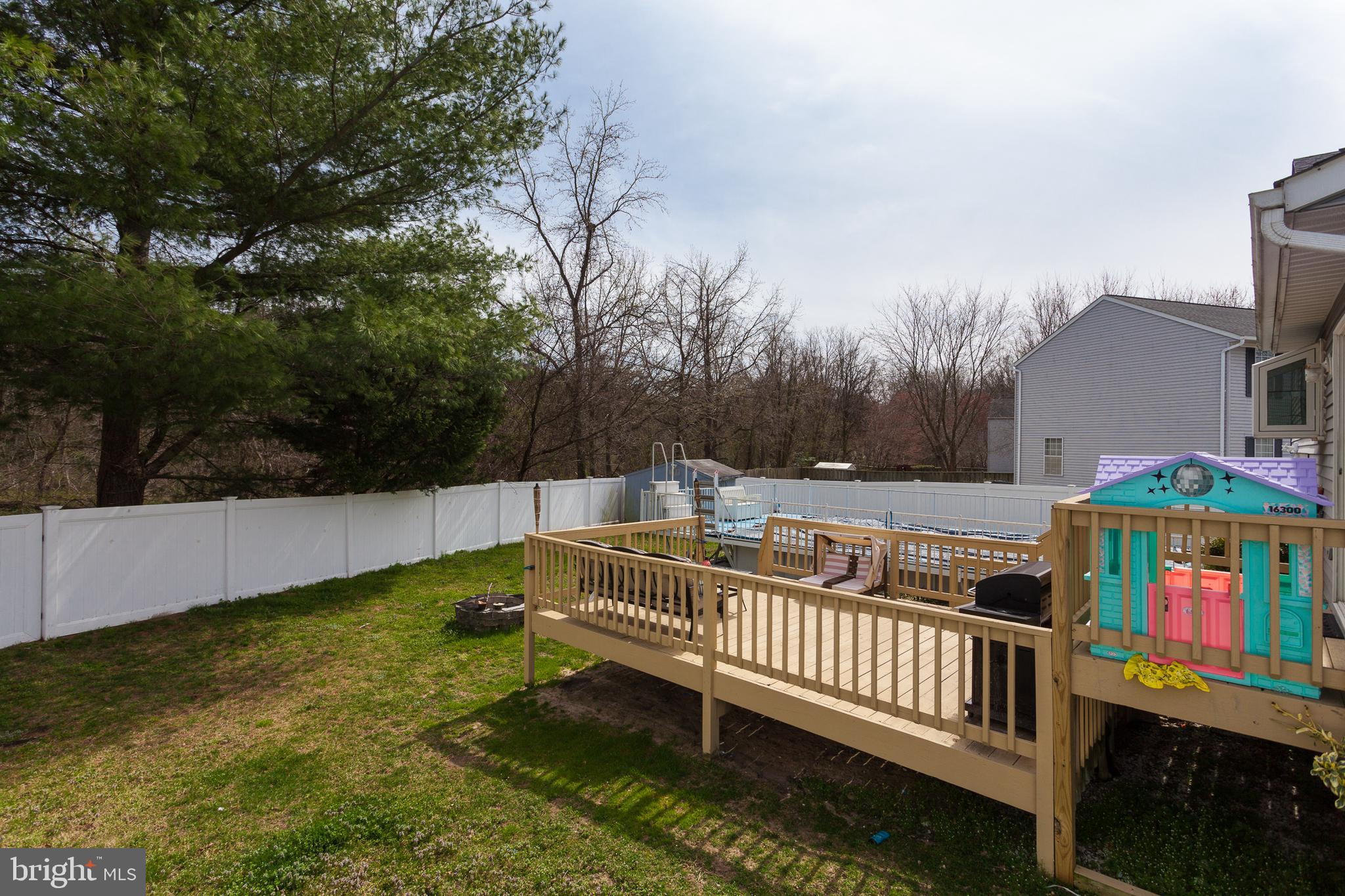 ROCK CREEK LANDING - Residential