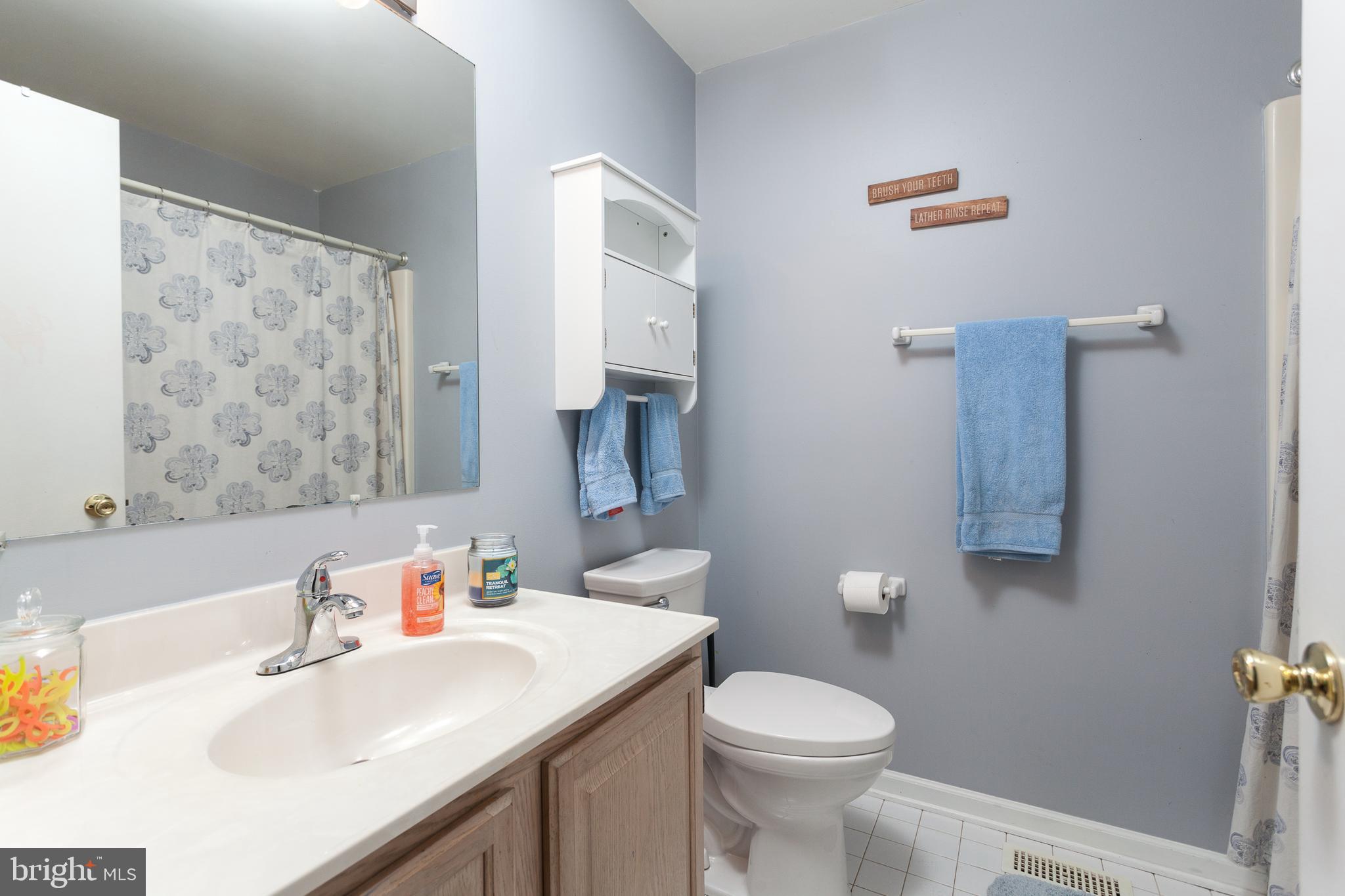 ROCK CREEK LANDING - Residential