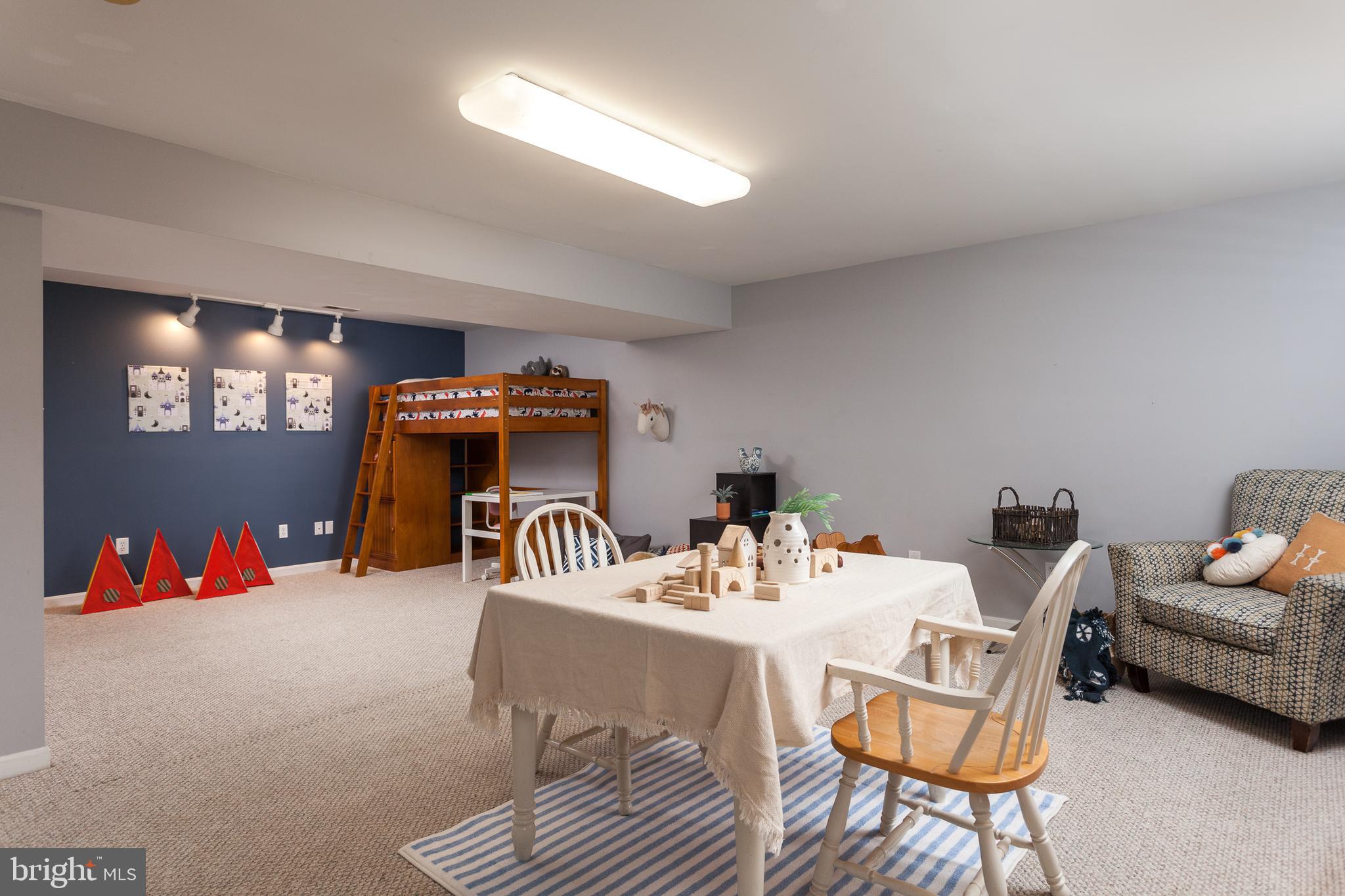 ROCK CREEK LANDING - Residential