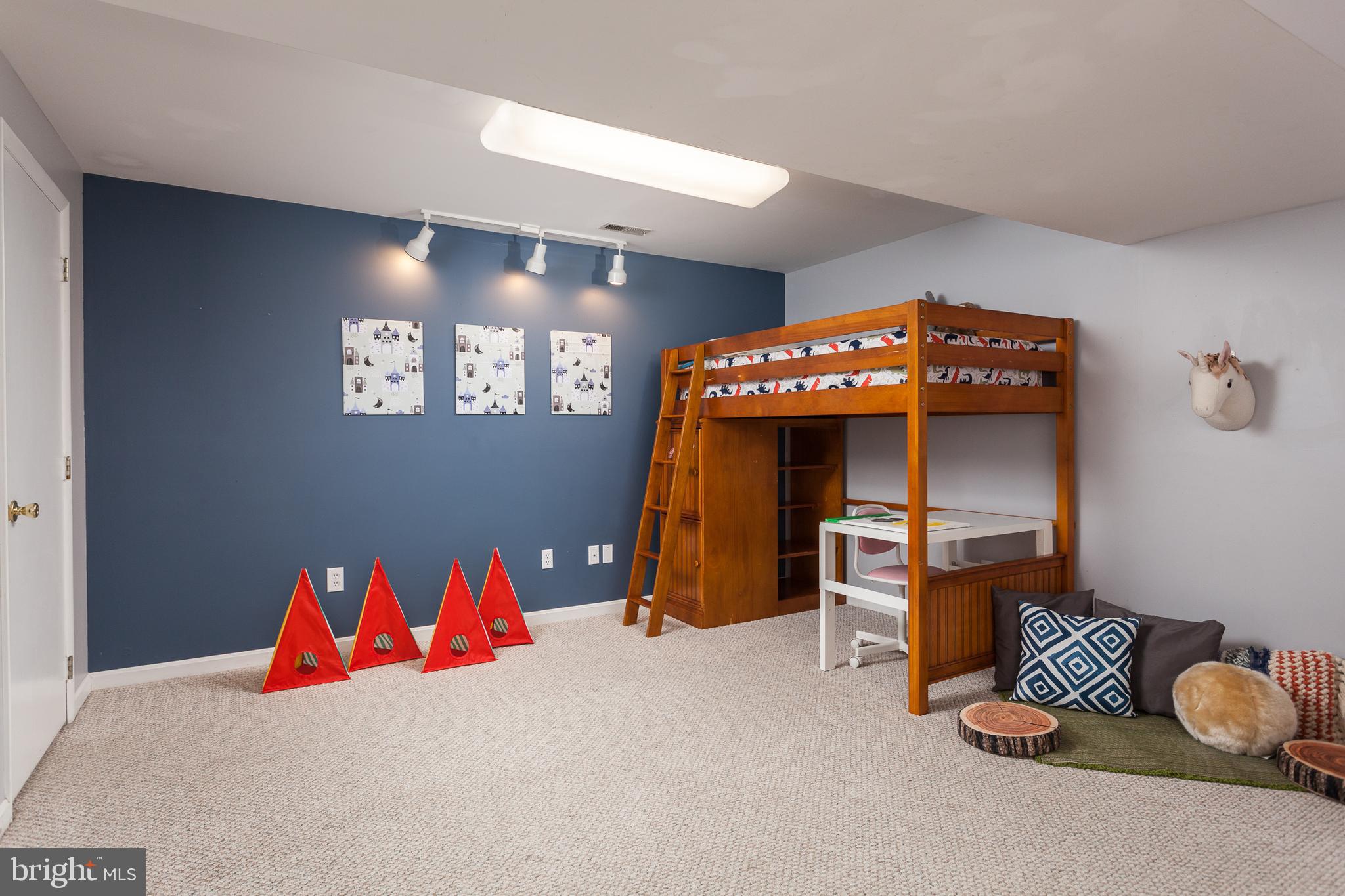 ROCK CREEK LANDING - Residential