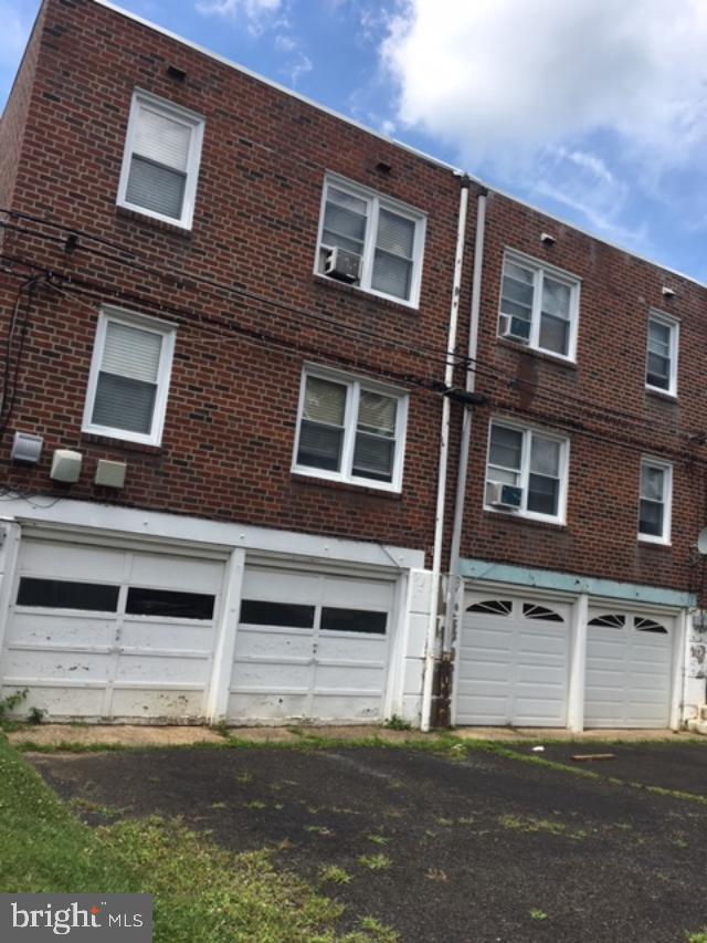 FOX CHASE - Residential Lease