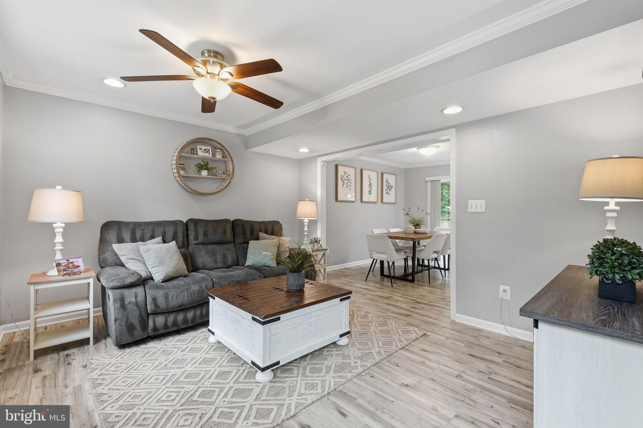 925 RYECROFT COURT