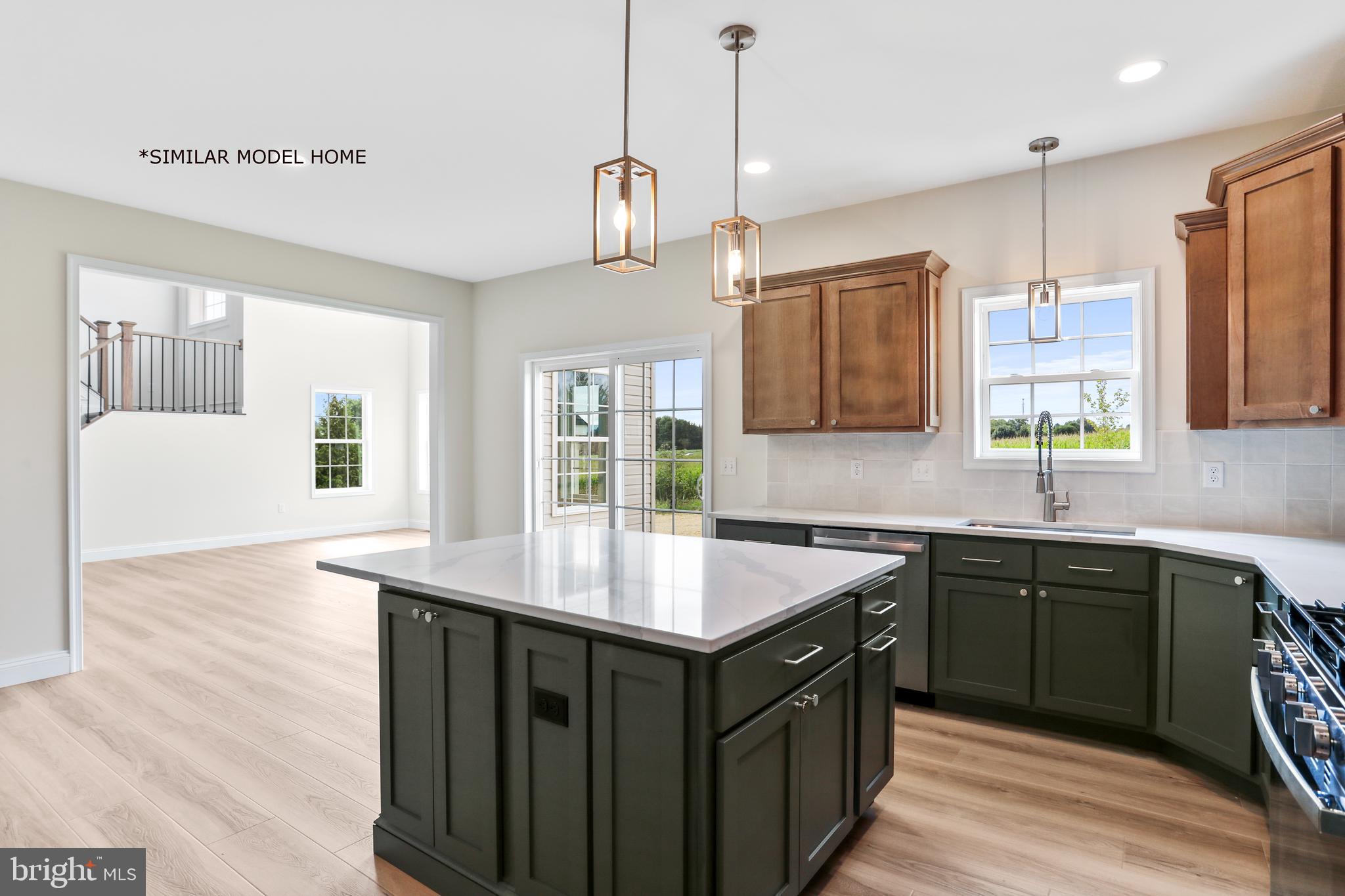 MAJESTIC RIDGE - Residential