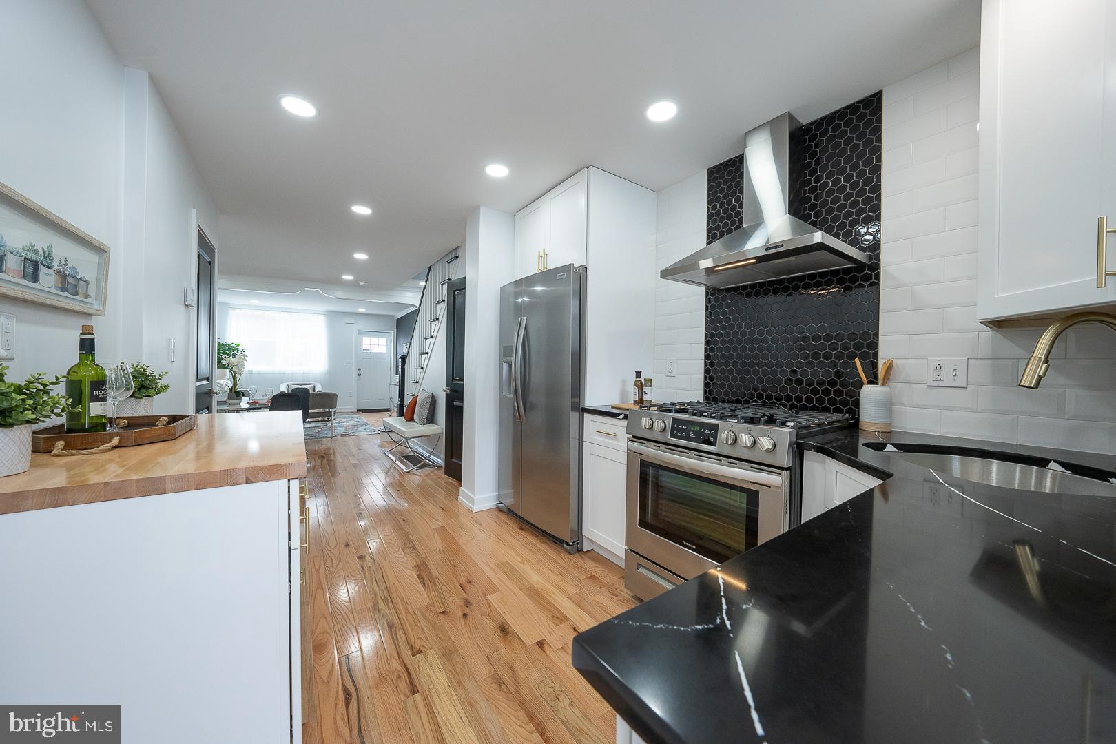 EAST PASSYUNK CROSSING - Residential