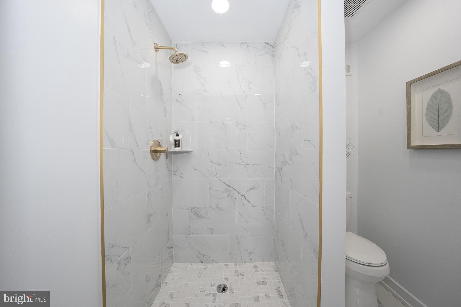 EAST PASSYUNK CROSSING - Residential