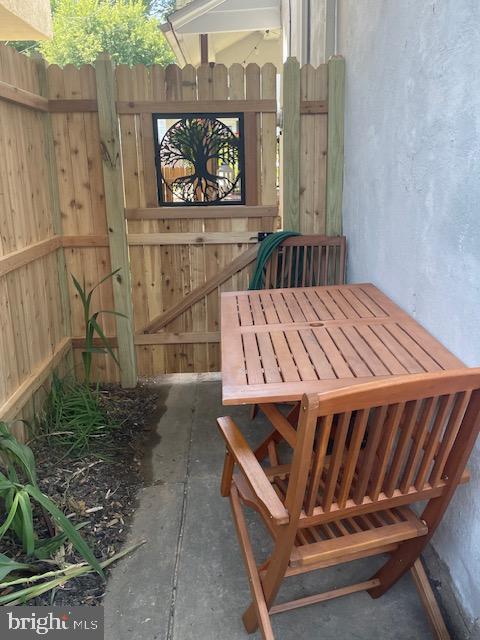 ROXBOROUGH - Residential