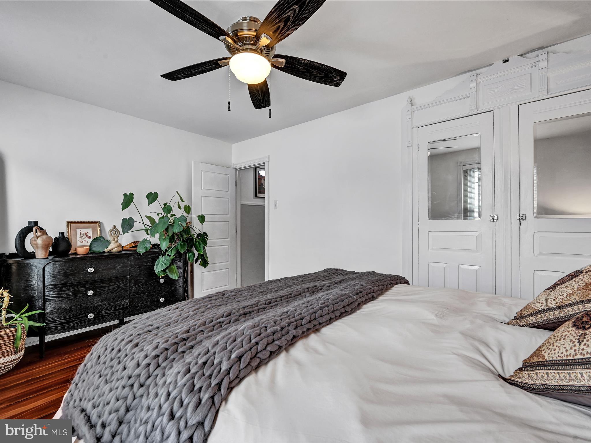 ROXBOROUGH - Residential