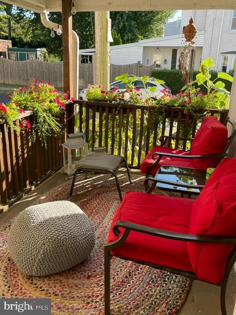 ROXBOROUGH - Residential