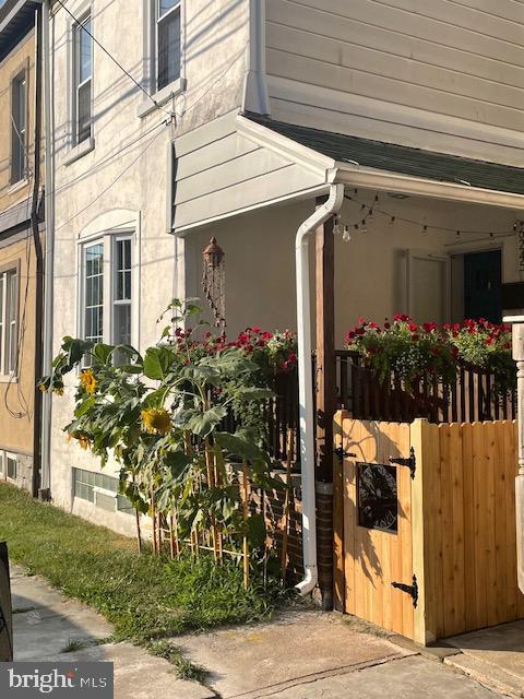 ROXBOROUGH - Residential