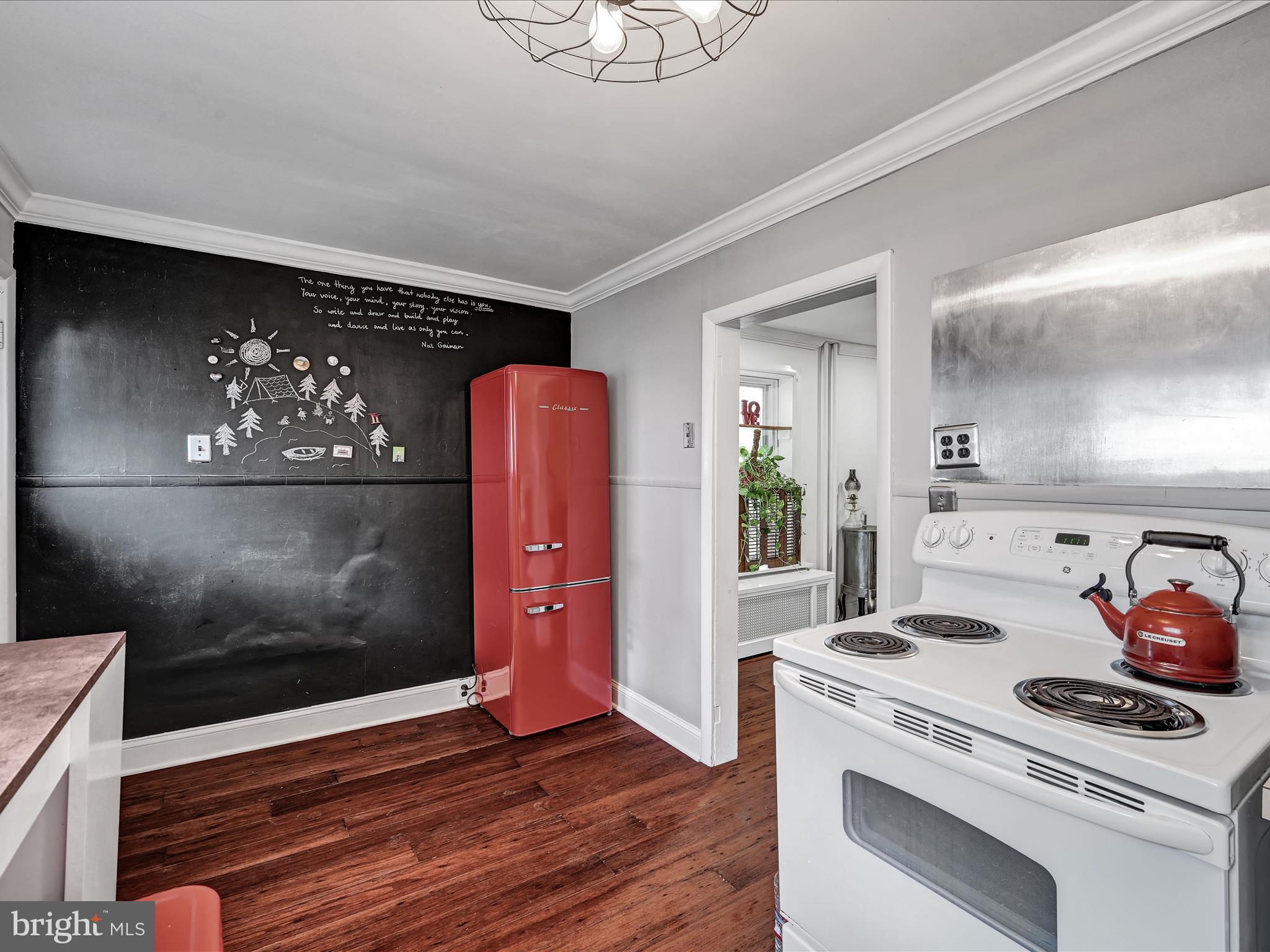 ROXBOROUGH - Residential