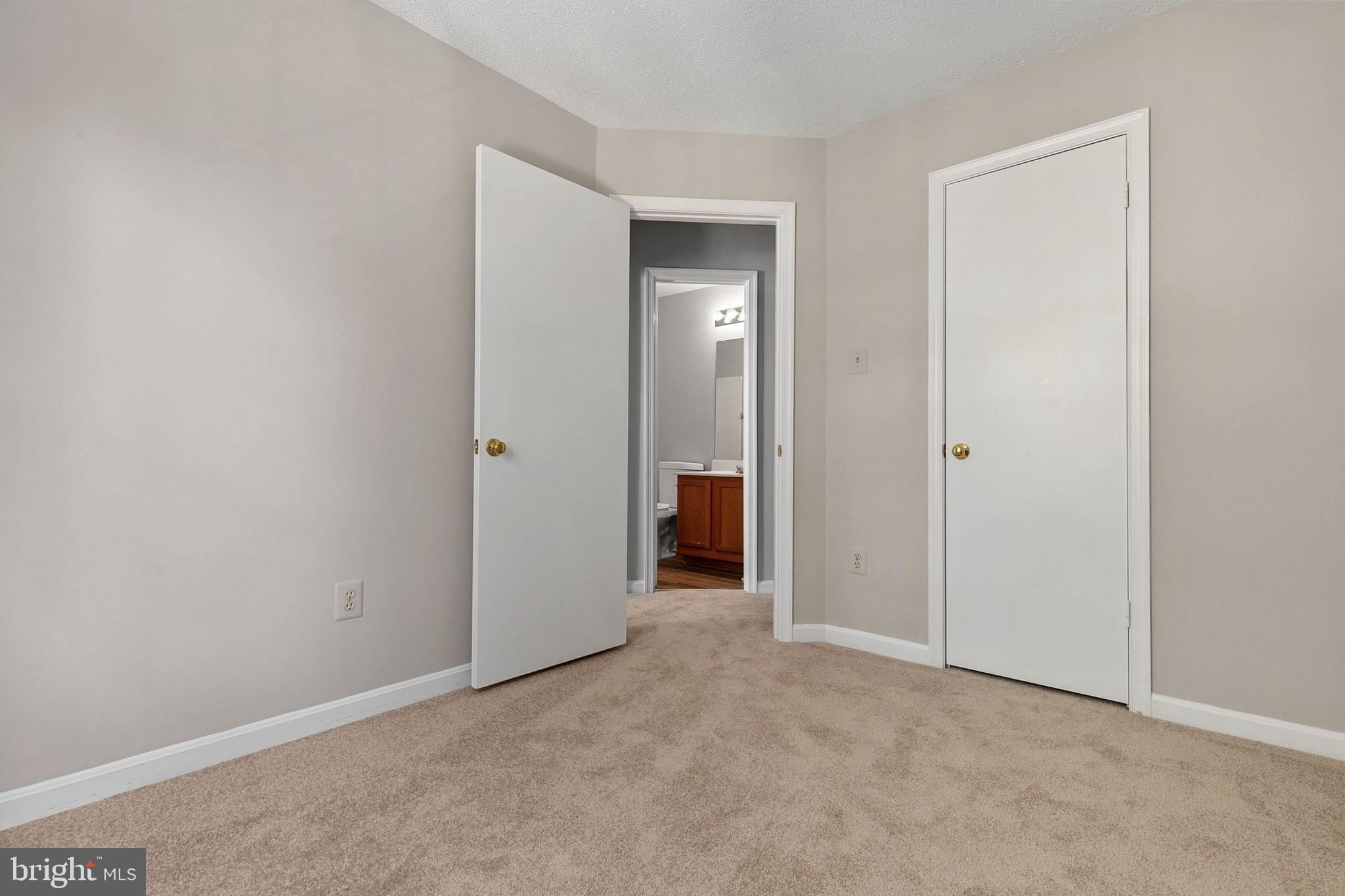 DORSEY HALL - Residential