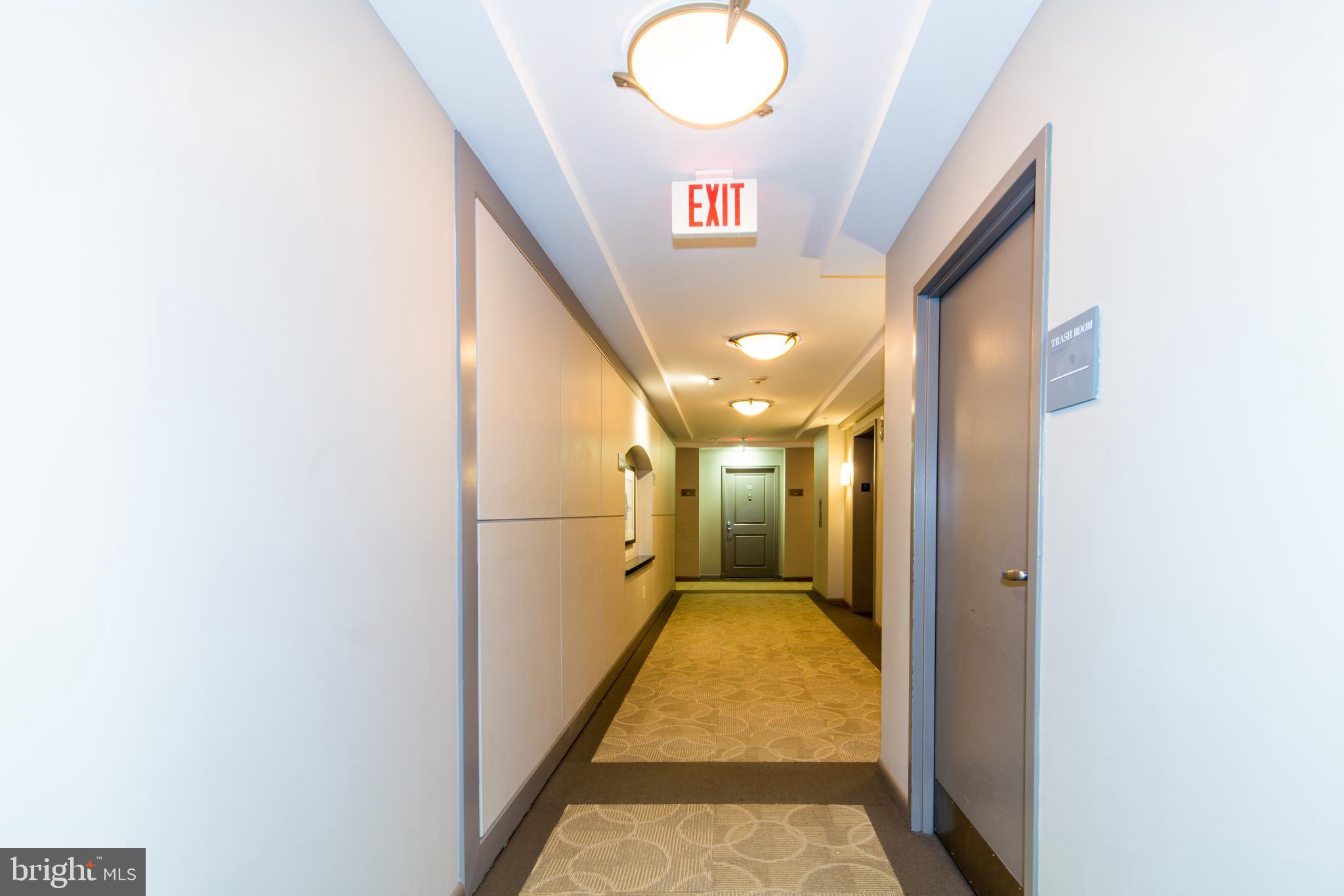 CLARENDON 1021 - Residential Lease