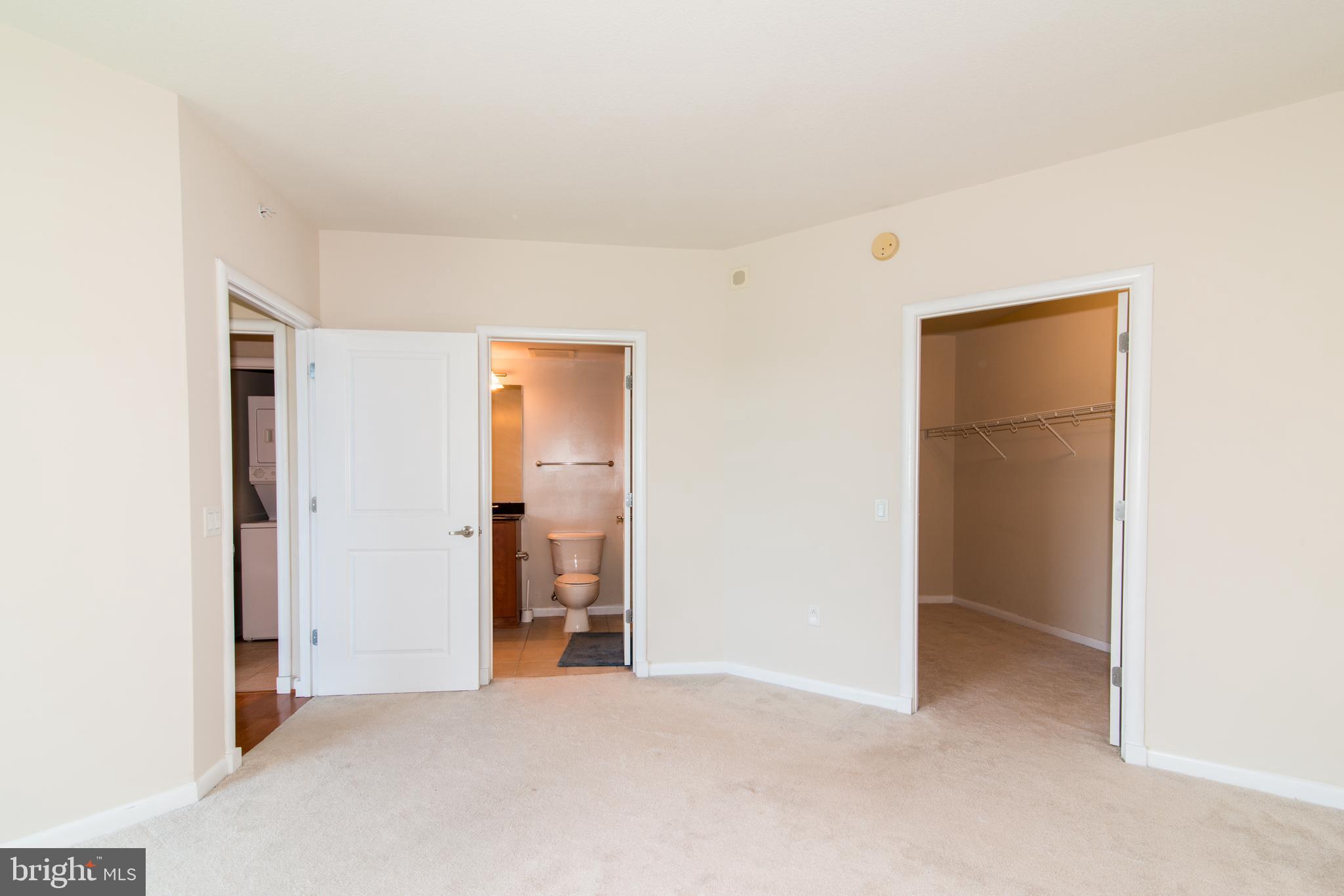 CLARENDON 1021 - Residential Lease