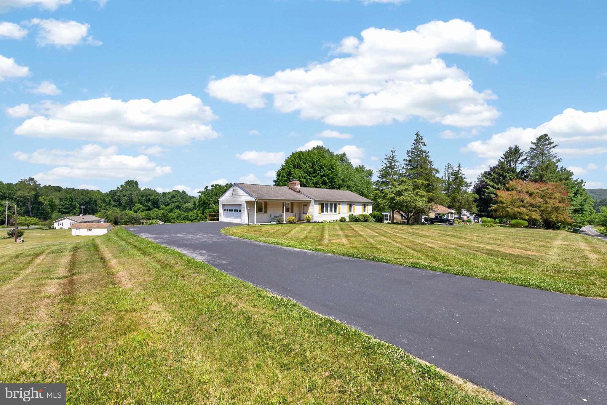 483 HIBERNIA ROAD
