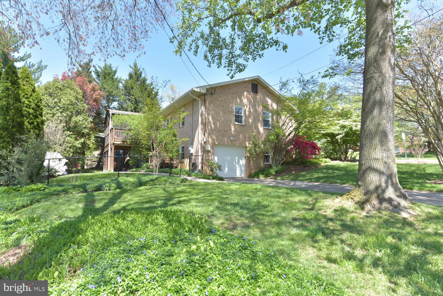 POWHATAN HILLS - Residential