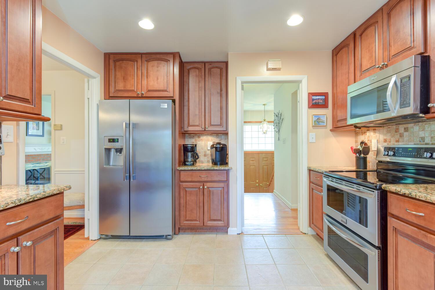 POWHATAN HILLS - Residential