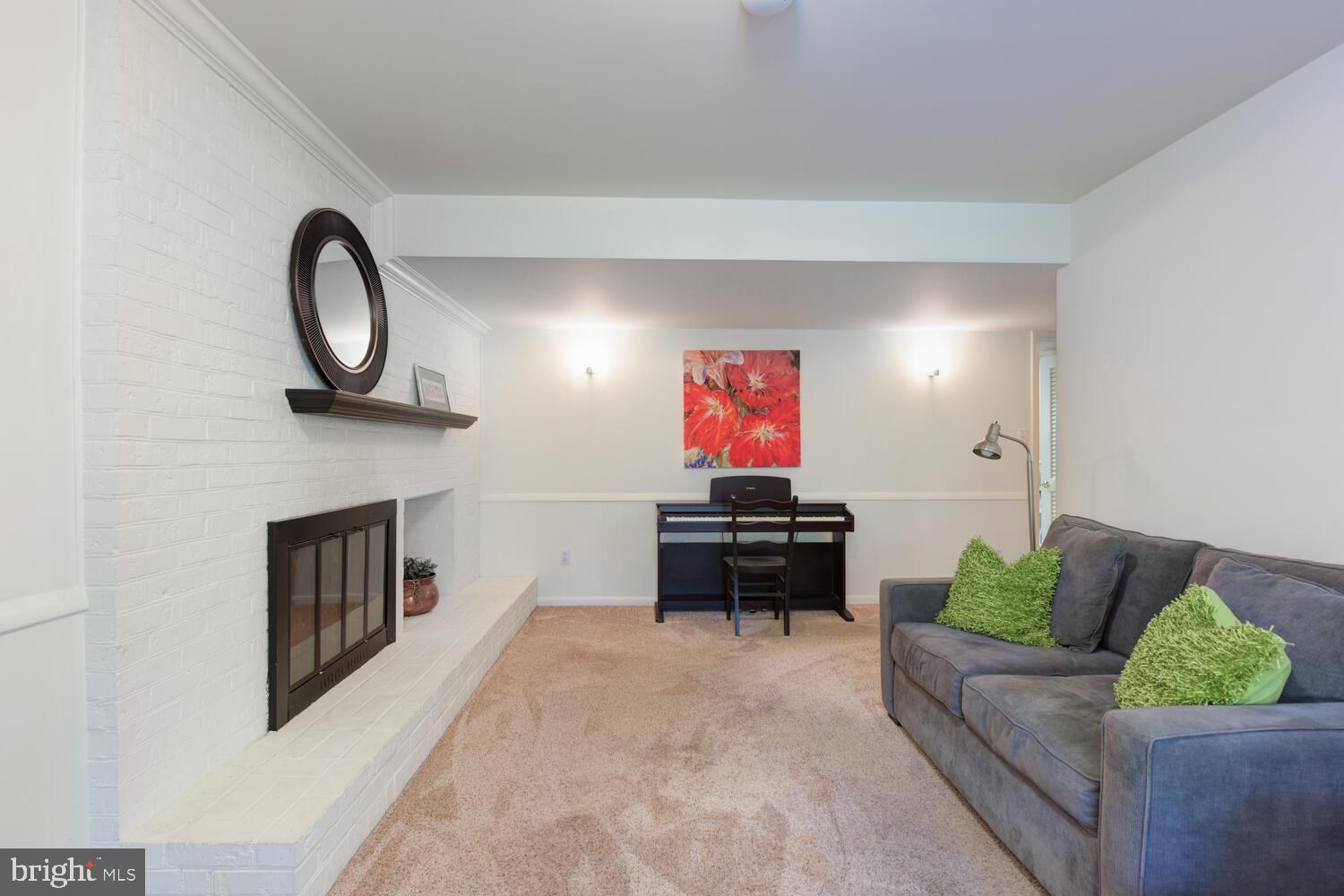 POWHATAN HILLS - Residential