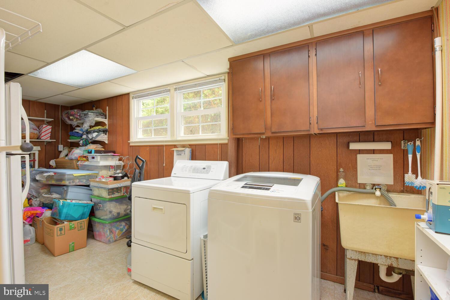 POWHATAN HILLS - Residential