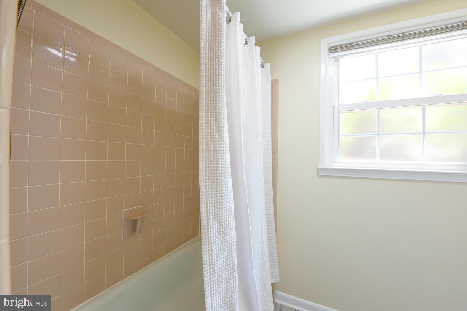 POWHATAN HILLS - Residential