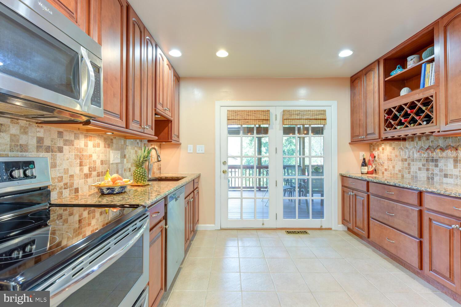 POWHATAN HILLS - Residential