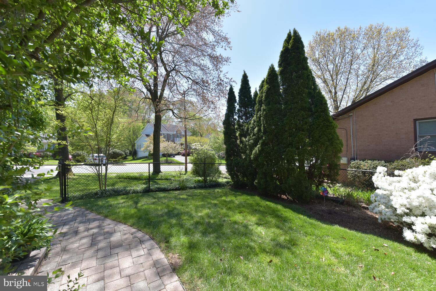 POWHATAN HILLS - Residential